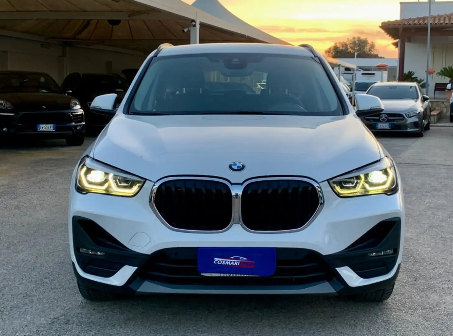 BMW X1 xDrive18d Sport Luci Ambient Blanco - 2