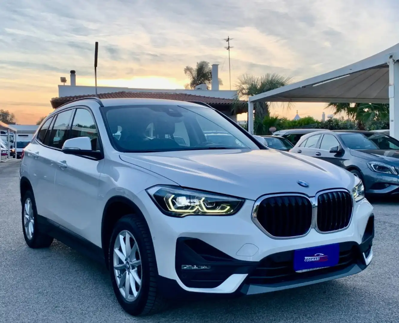 BMW X1 xDrive18d Sport Luci Ambient Blanco - 1