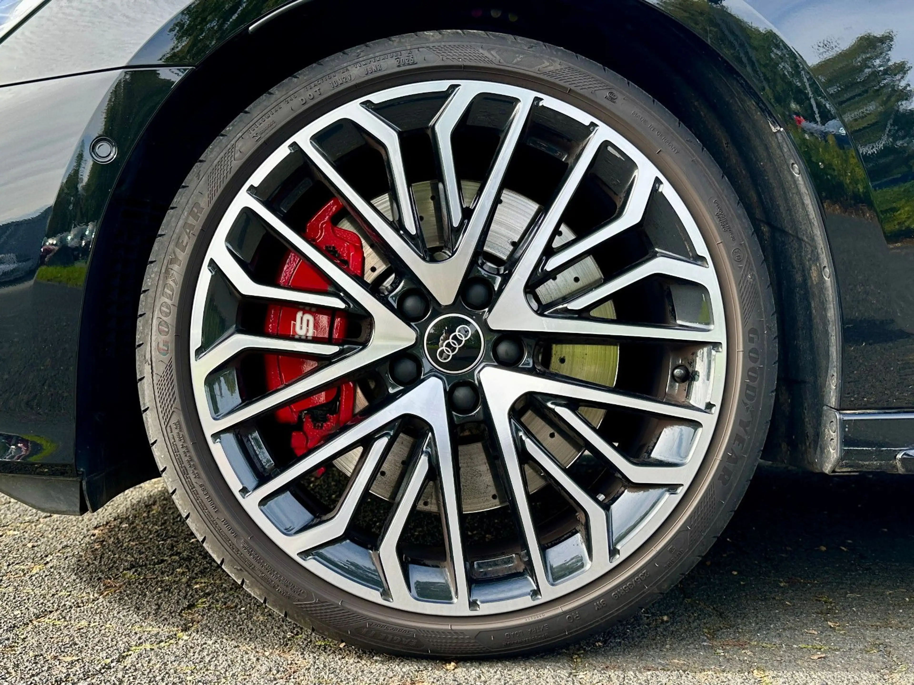 Audi S3 Limousine qu. BLACK PANO AKRAPOVIC HuD KAMERA — photo 5