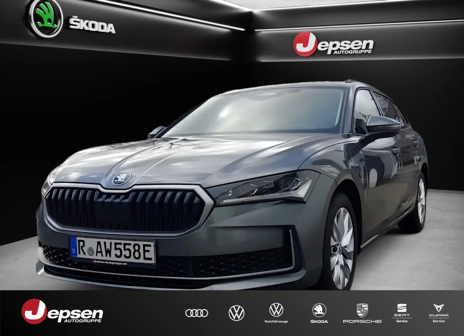 Skoda Superb Combi iV Selection 1,5 TSI DSG PLUG-IN Gris - 1