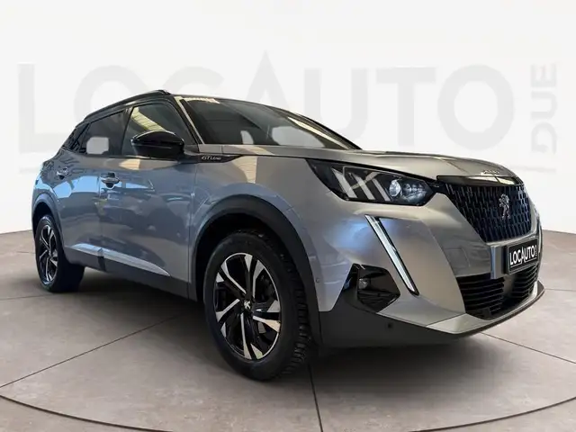 Peugeot 2008 view 3