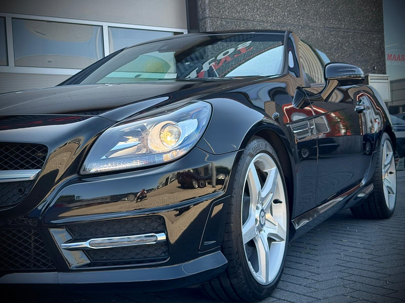Mercedes-Benz SLK 350 AMG / Harman Kardon / Pano / Airscarf / Keyless go — photo 4