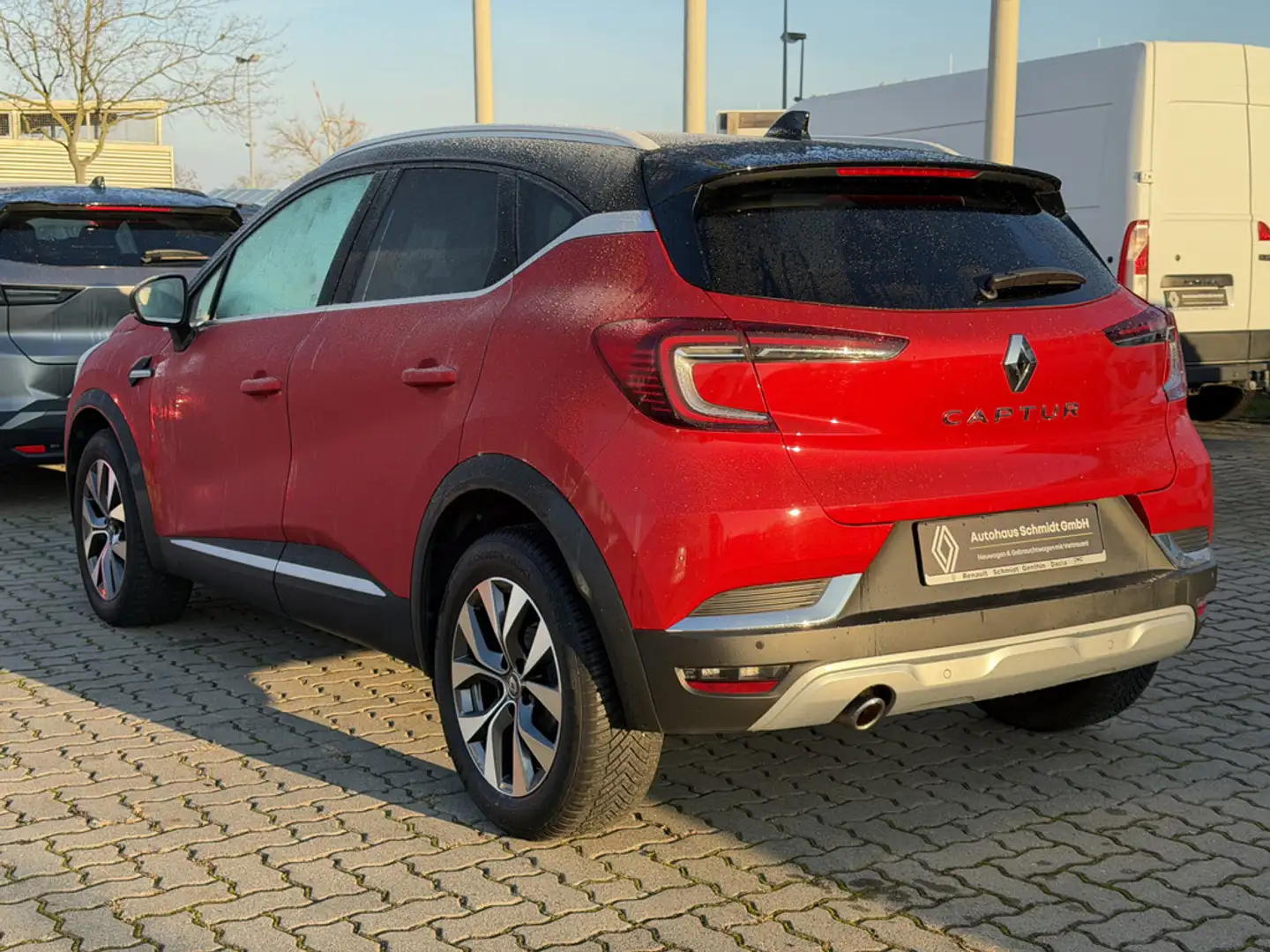 Renault Captur II 1.3 EDC Edition One Rot - 2