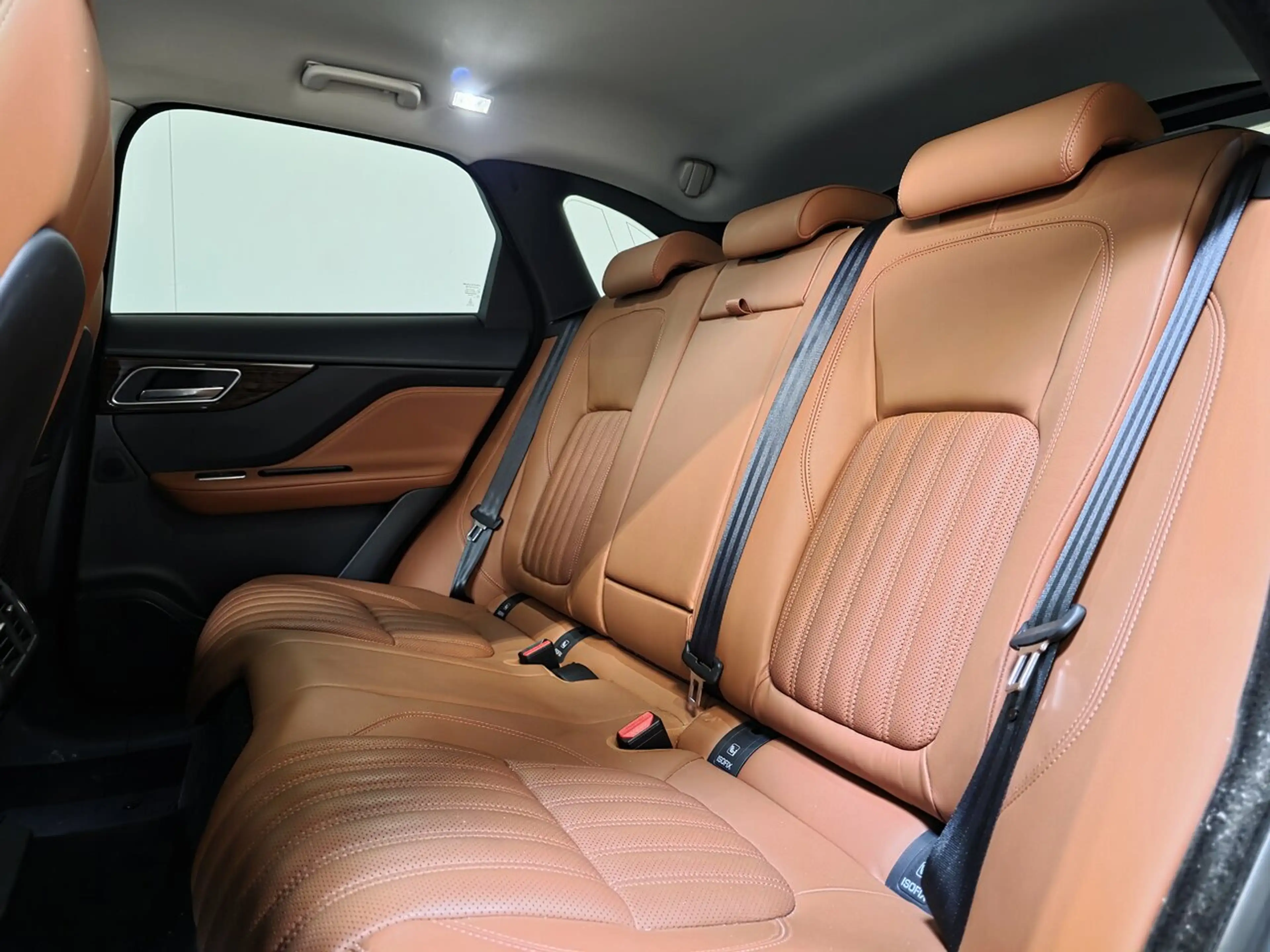 Jaguar F-Pace 2.0d AWD Autom. - GPS - Topstaat! 1Ste Eig! — photo 10