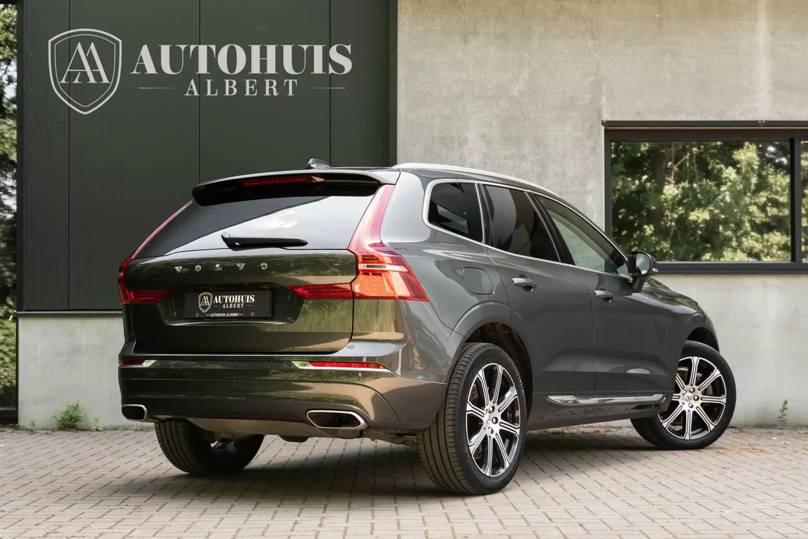 Volvo XC60 2.0 T8 Recharge AWD Inscription Pano ACC HuD BLIS Gri - 2