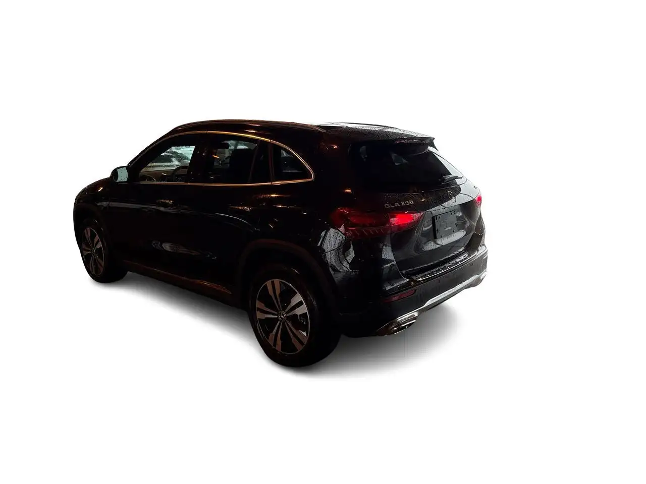 Mercedes-Benz GLA снимка Mercedes-Benz GLA