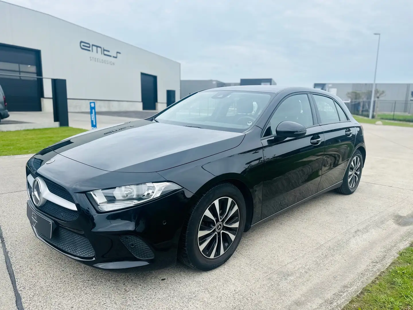 Mercedes-Benz A 160 Bussines solution /benzine/2021/camera/cruise/ Noir - 1