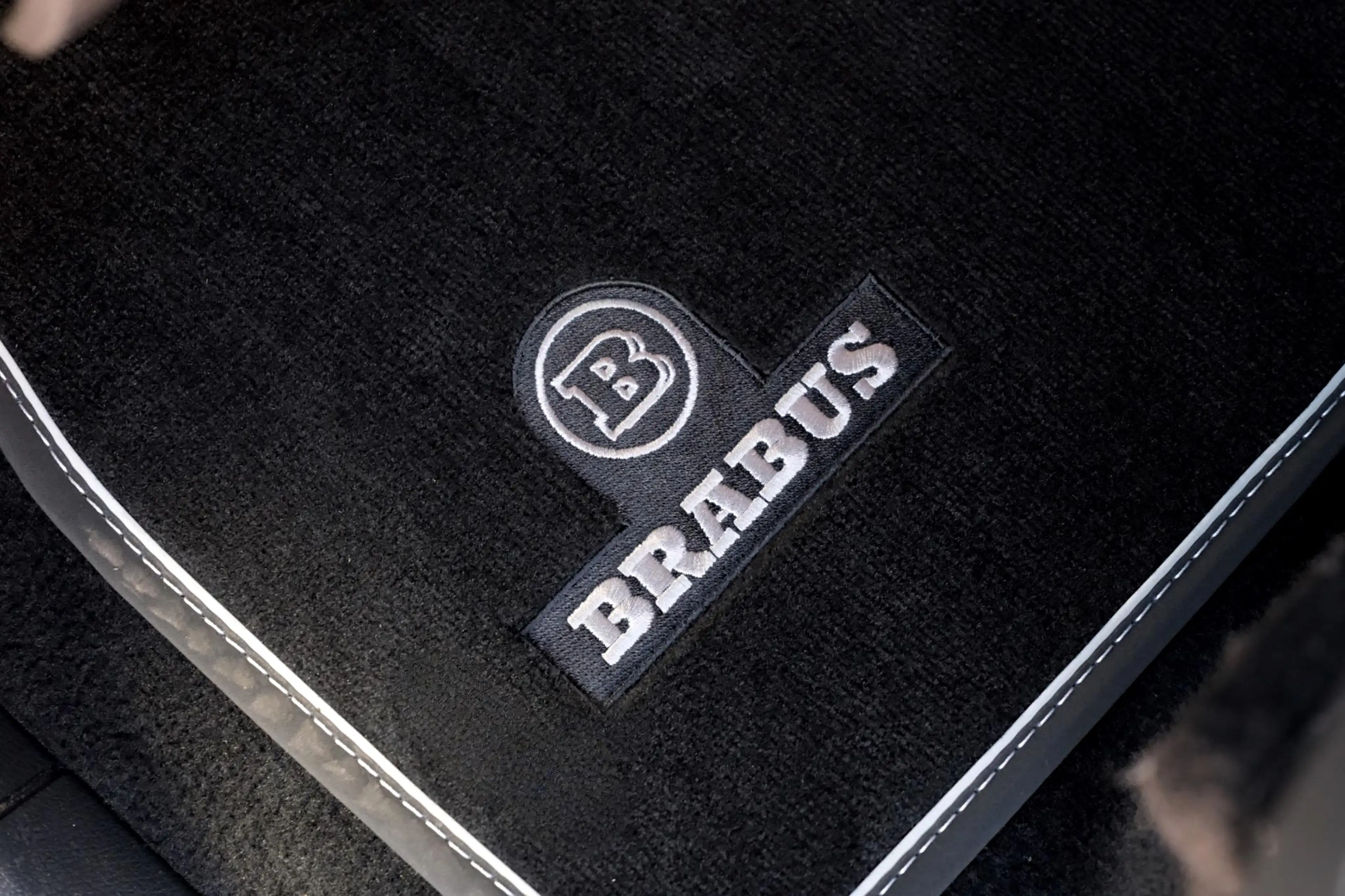 Mercedes-Benz G 63 AMG Brabus 900 Rocket*Masterpiece Widestar*Carbon* — photo 15