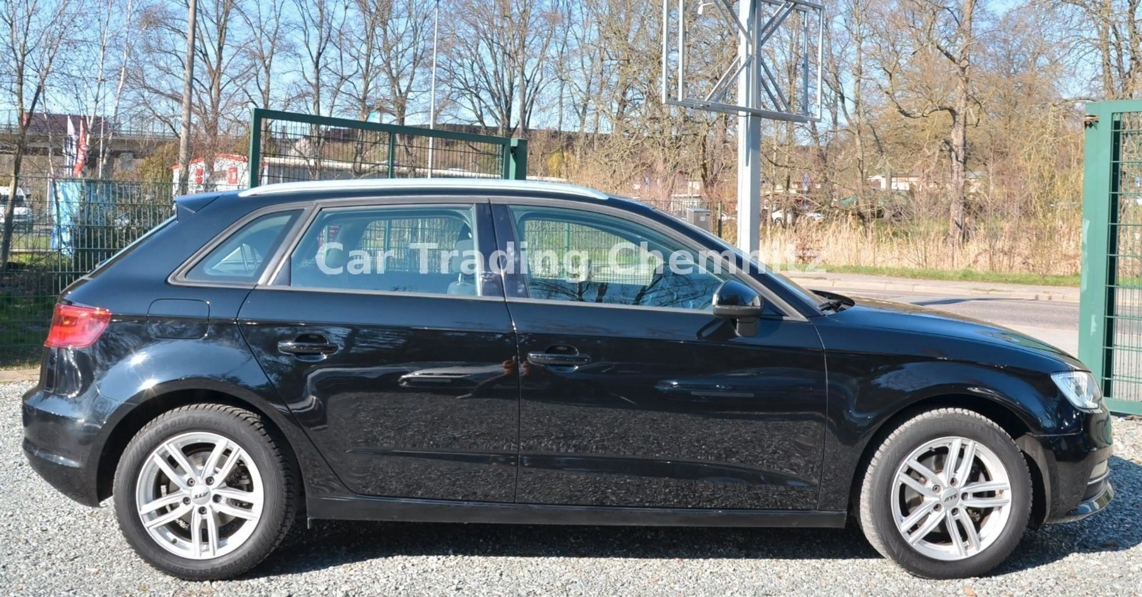 Audi A3 Sportback 1.4 TFSI Bi-Xenon Klimaautomatik — photo 4