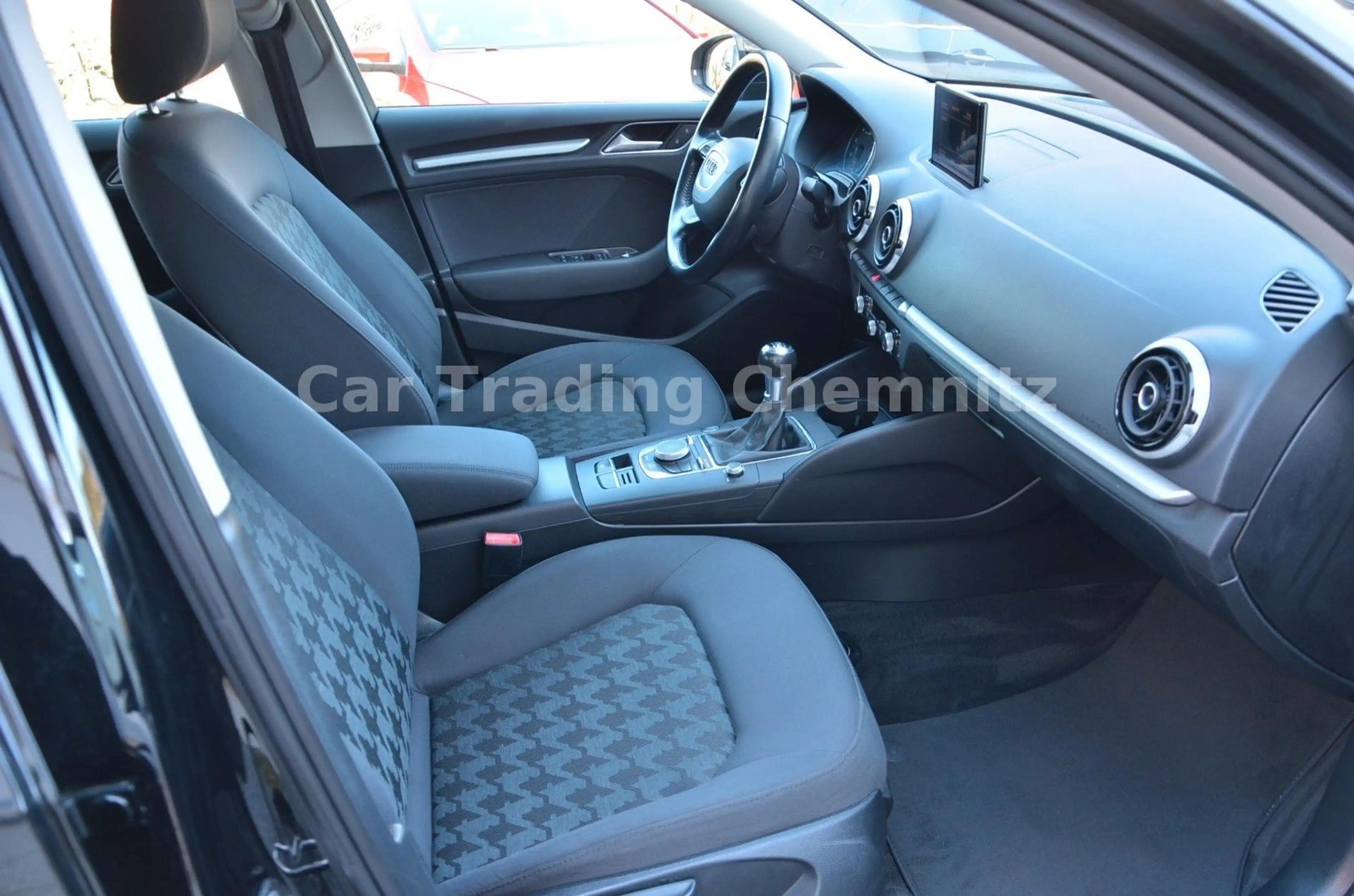 Audi A3 Sportback 1.4 TFSI Bi-Xenon Klimaautomatik — photo 11