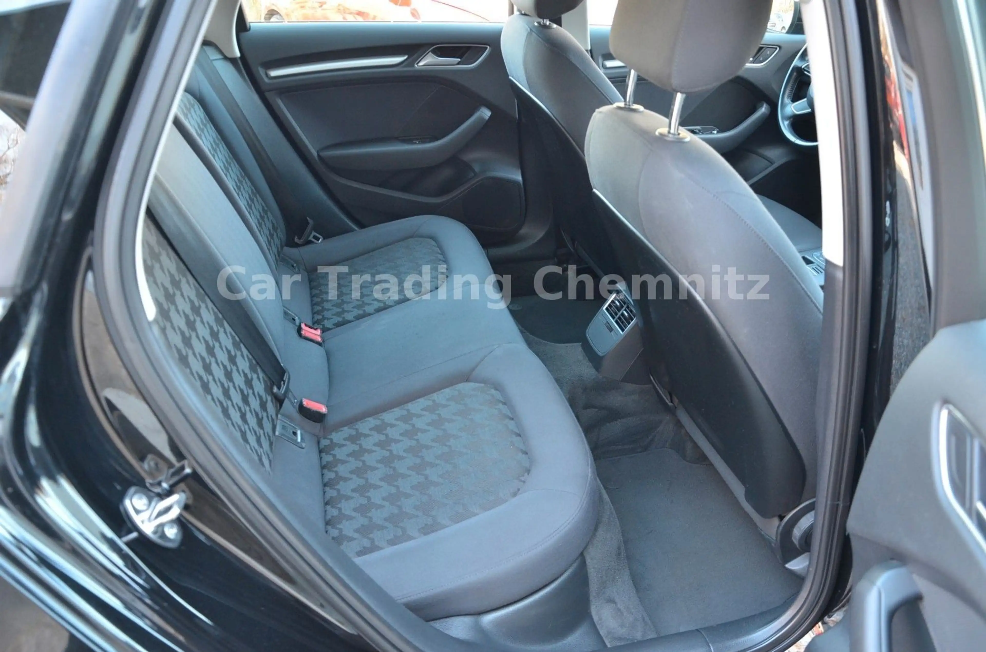 Audi A3 Sportback 1.4 TFSI Bi-Xenon Klimaautomatik — photo 13