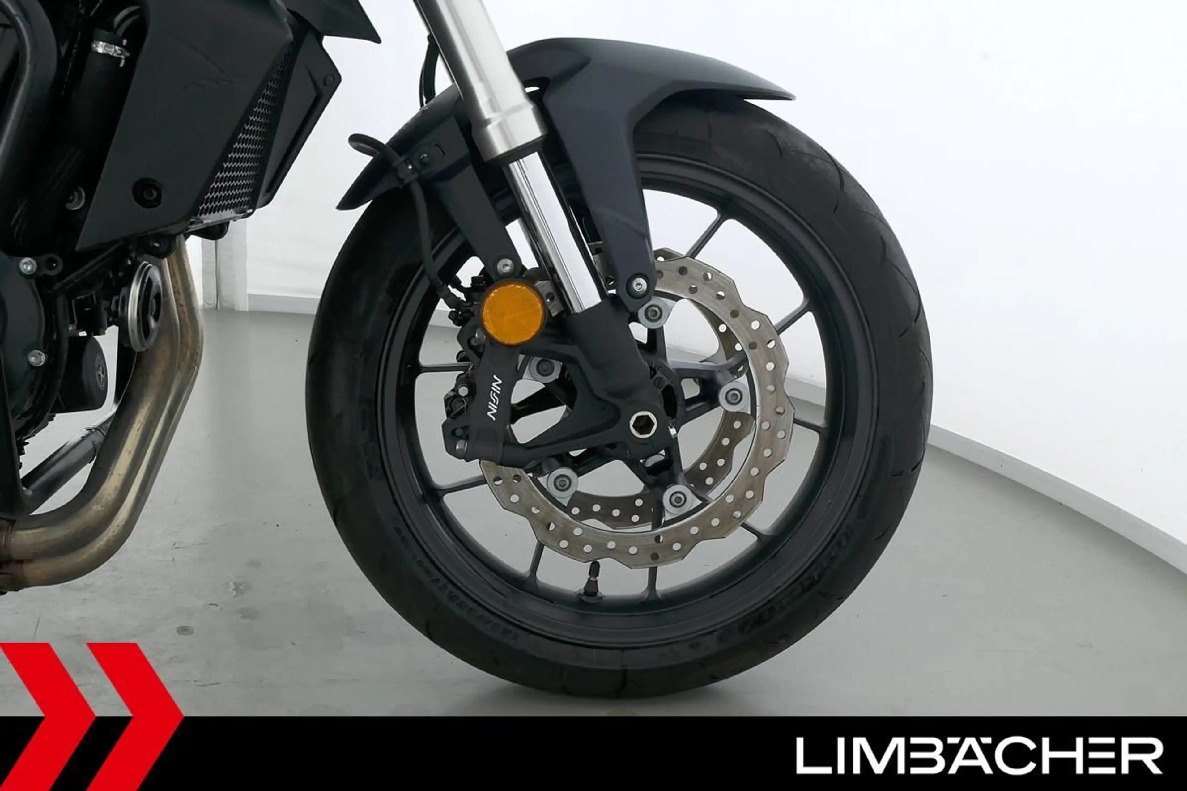 Honda CB 750 HORNET - TC, Fahrmodi, EB, Sturzbügel — photo 14