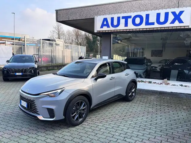 Lexus LBX 1.5 hybrid Elegant 2wd