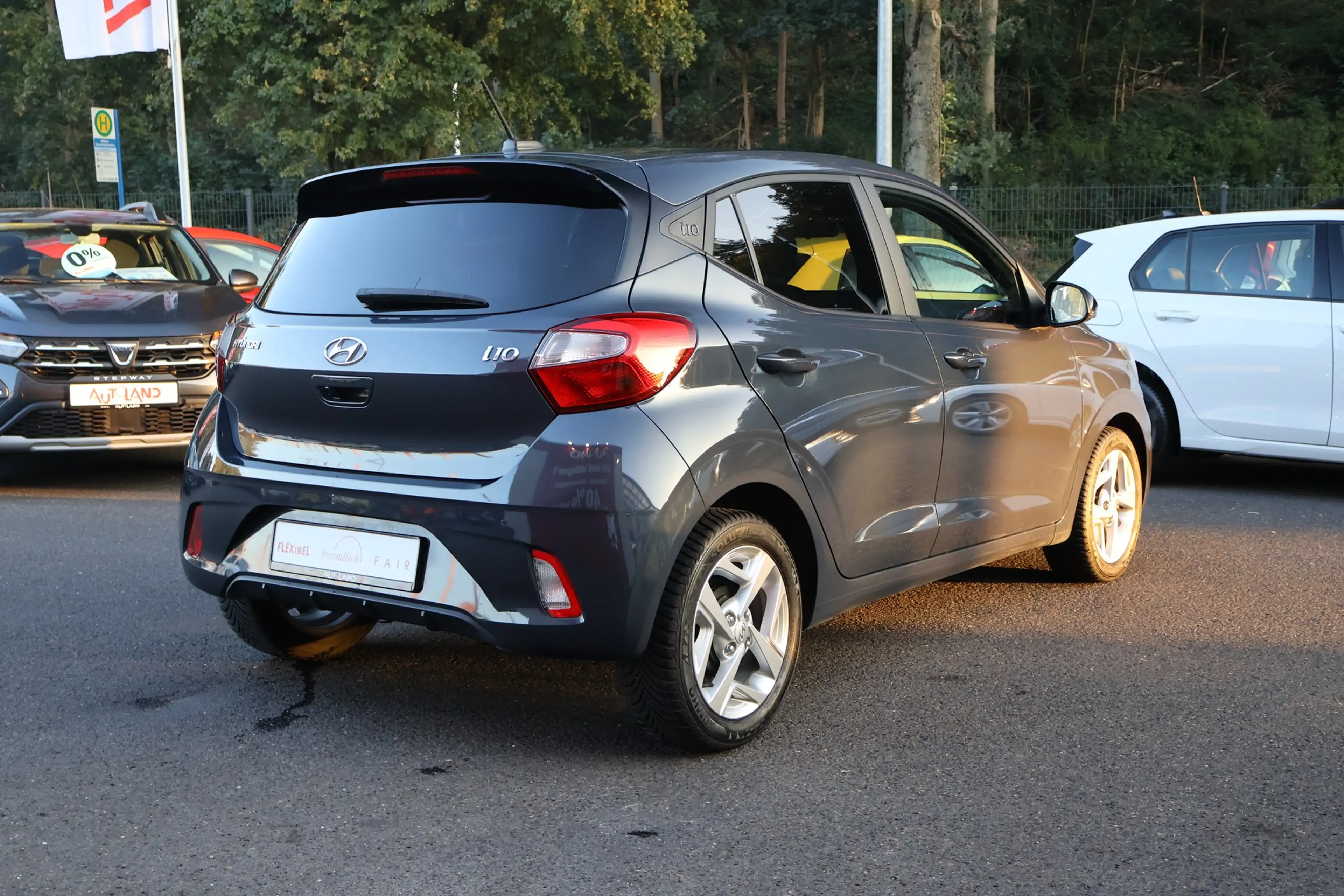 Hyundai i10 1.0 Trend Navi ACC DAB Tempomat Kamera Klima — photo 5