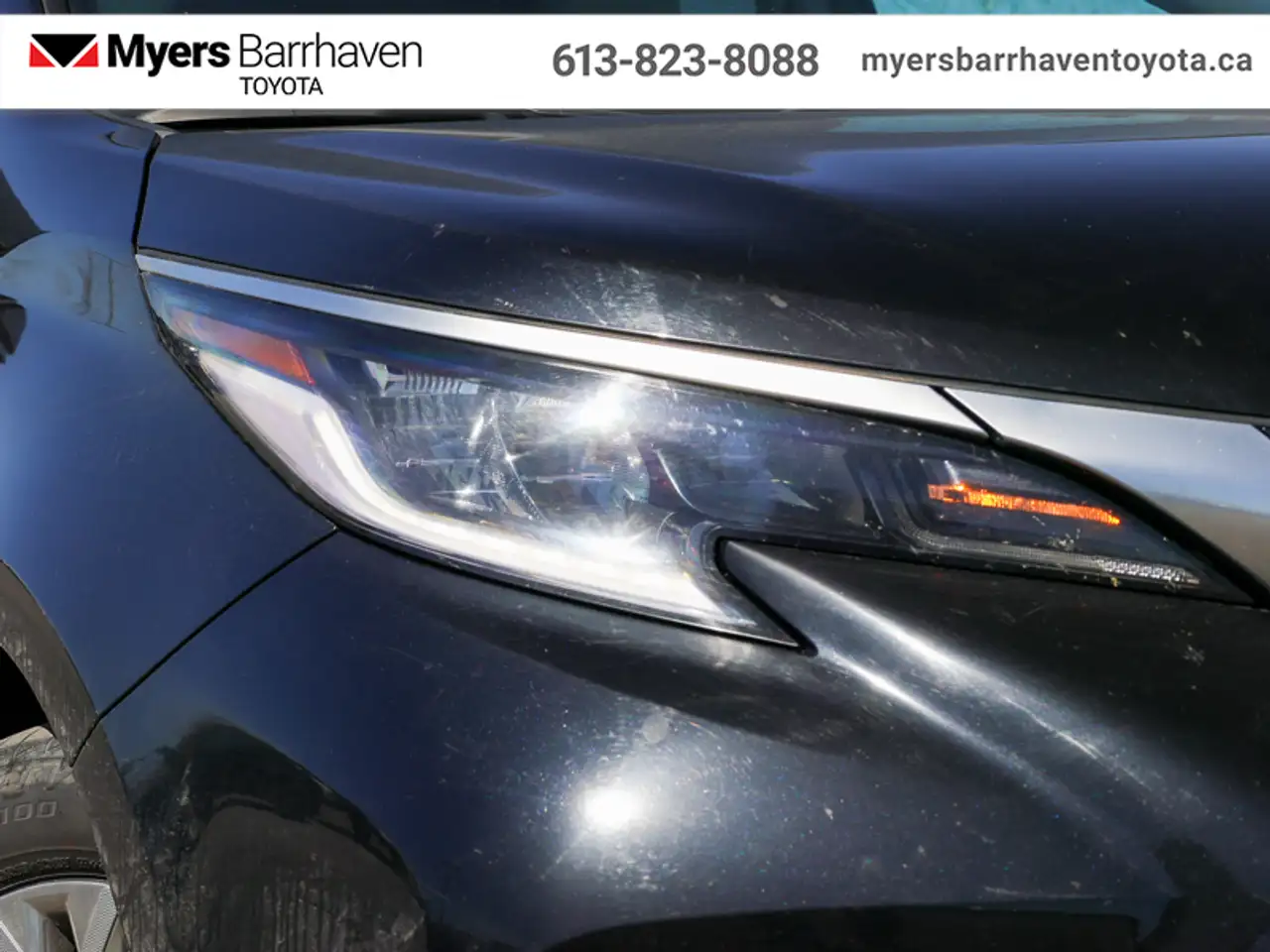 Toyota Sienna снимка Toyota Sienna