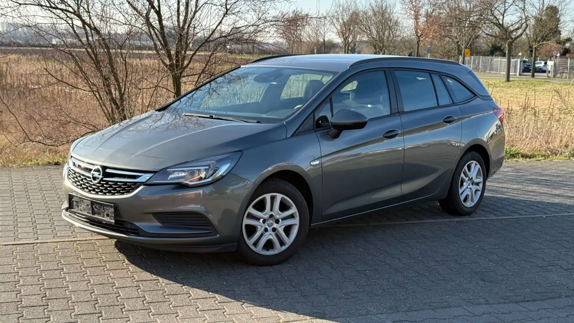 Opel Astra K Sports Tourer Edition Start/Stop*NAVI* Grau - 1