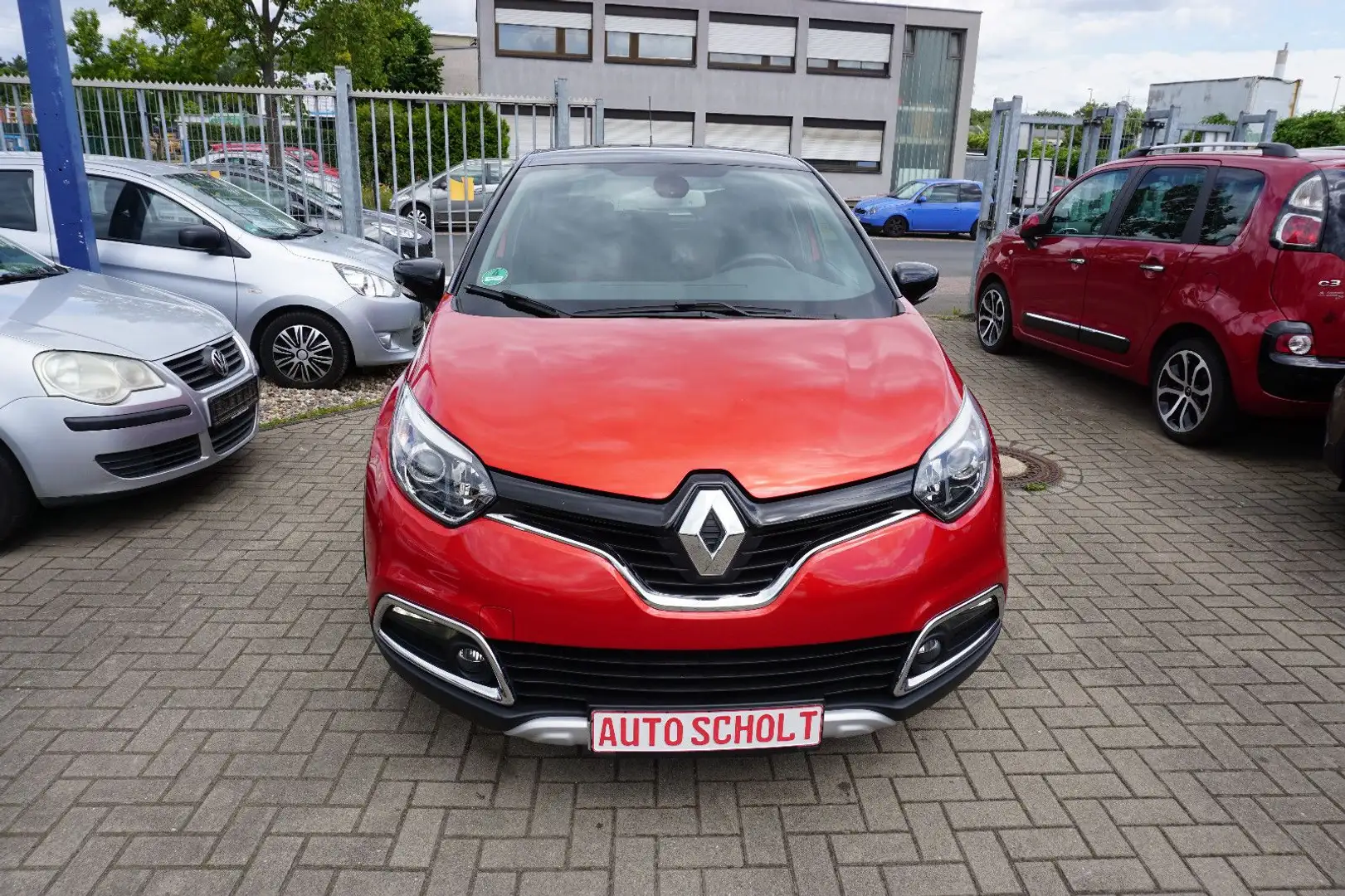 Renault Captur ENERGY TCe 120 EDC XMOD *** AUTOMATIK *** Czerwony - 1