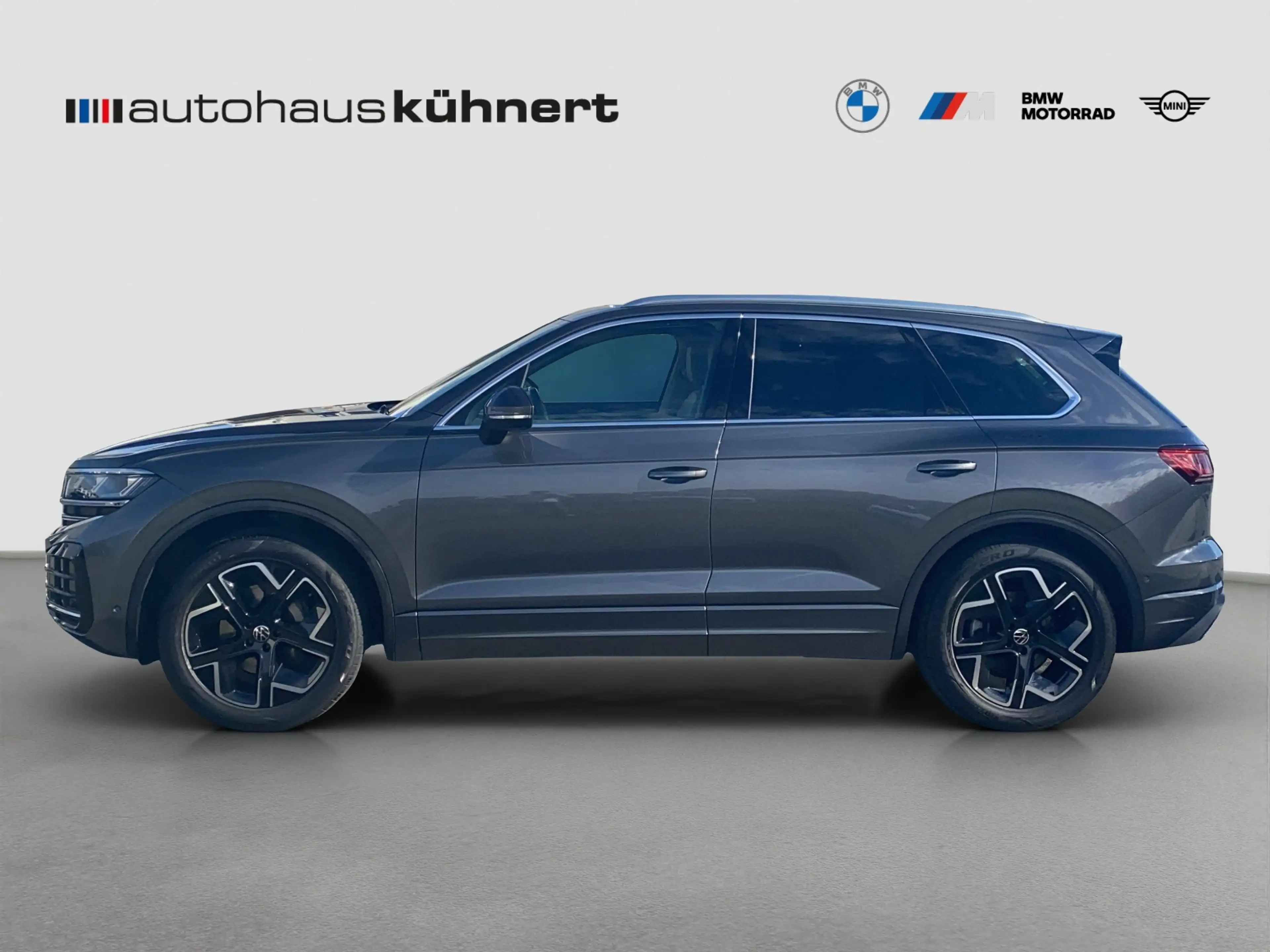 Volkswagen Touareg 3.0 V6 TDI 4Motion W Elegance ACC PanoSD — photo 3