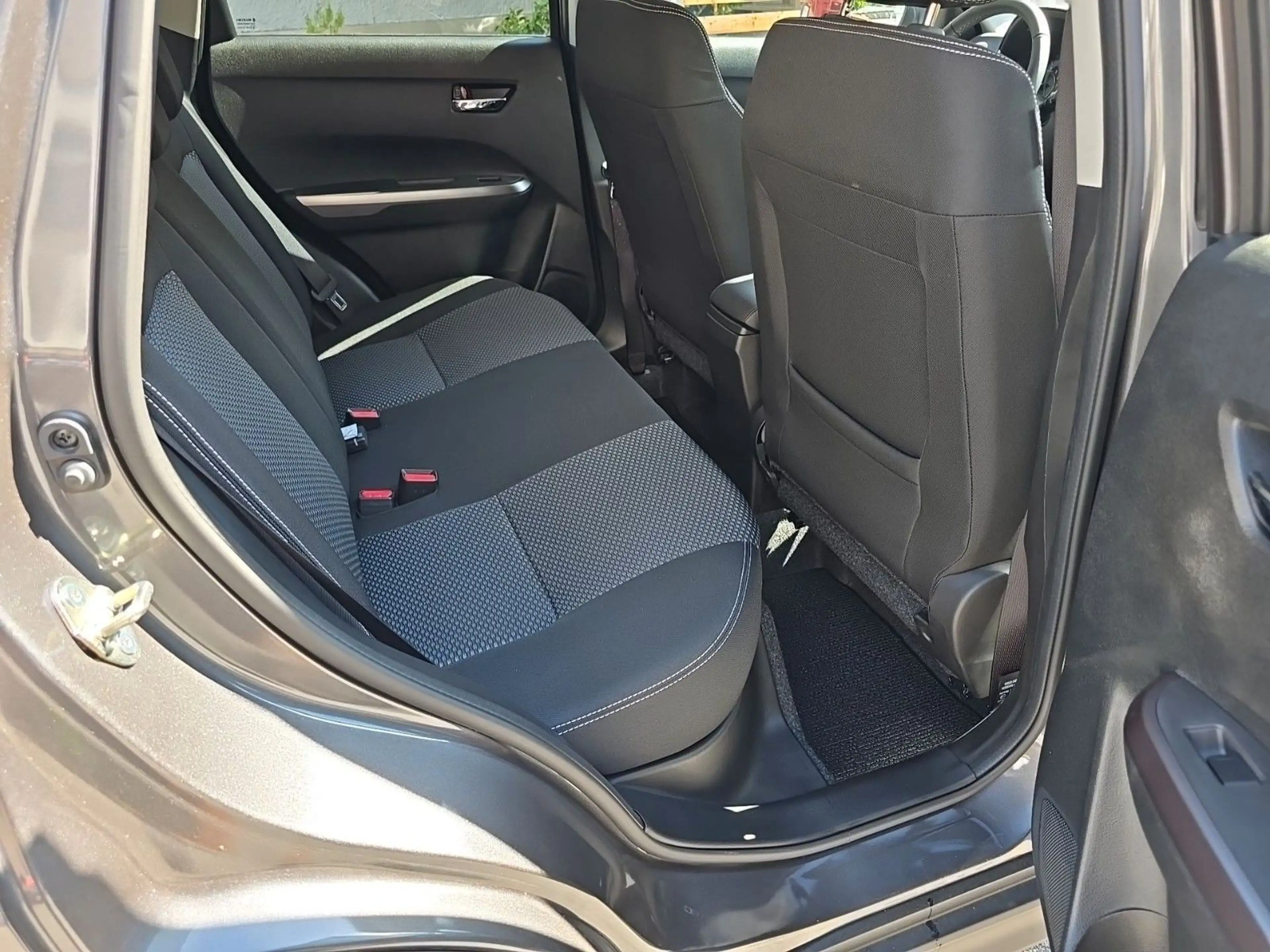 Suzuki Vitara LY 1,4 Boostertjet Allgrip — photo 12