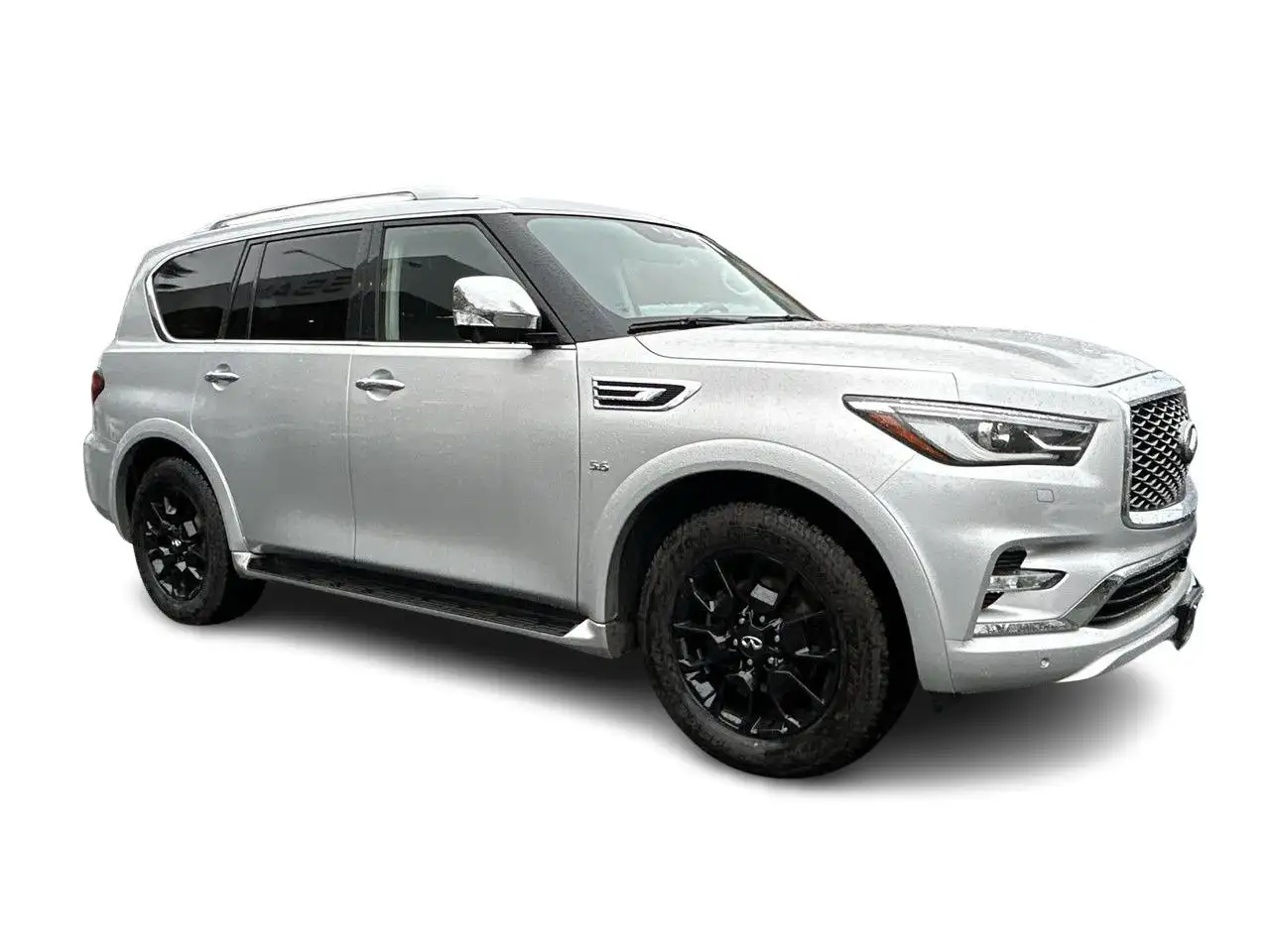 Infiniti QX80 снимка Infiniti QX80