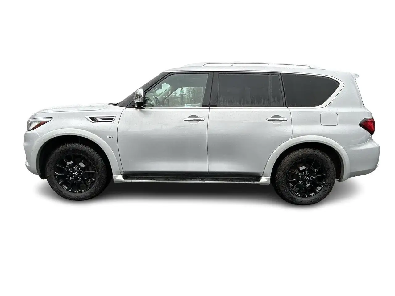 Infiniti QX80 снимка Infiniti QX80