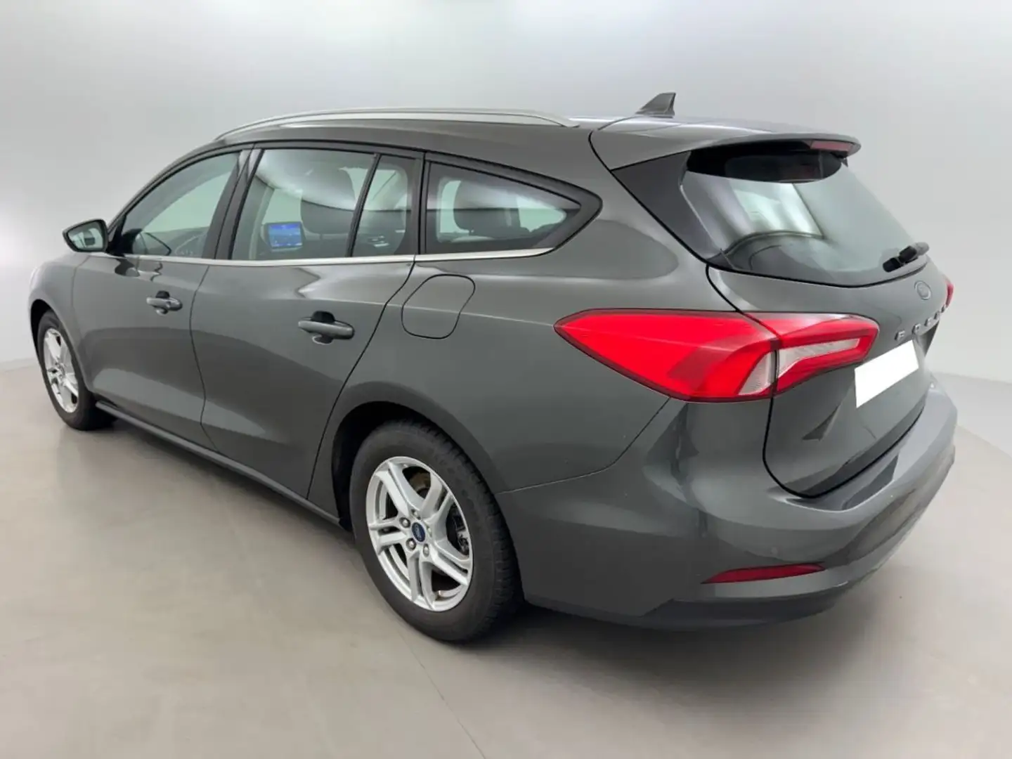 Ford Focus SW SW 1.0 EcoBoost 125 Connect Gris - 2