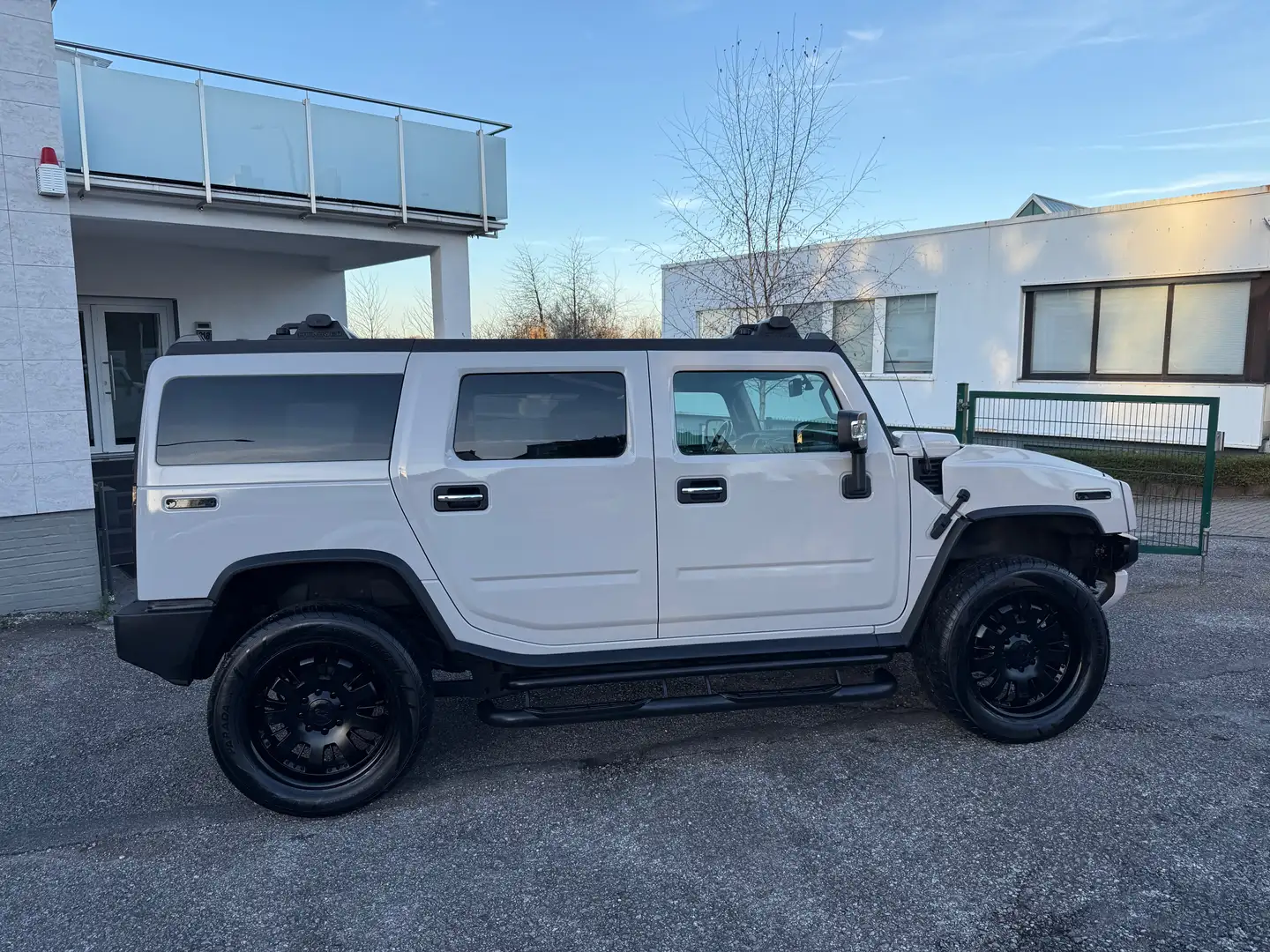 HUMMER H2 *6,2 L V8 *398 ps * Grau - 2