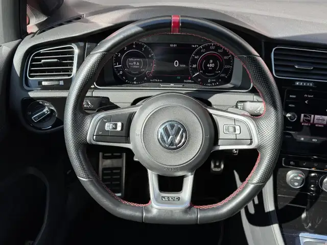 Volkswagen Golf view 8