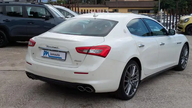 Maserati Ghibli view 4