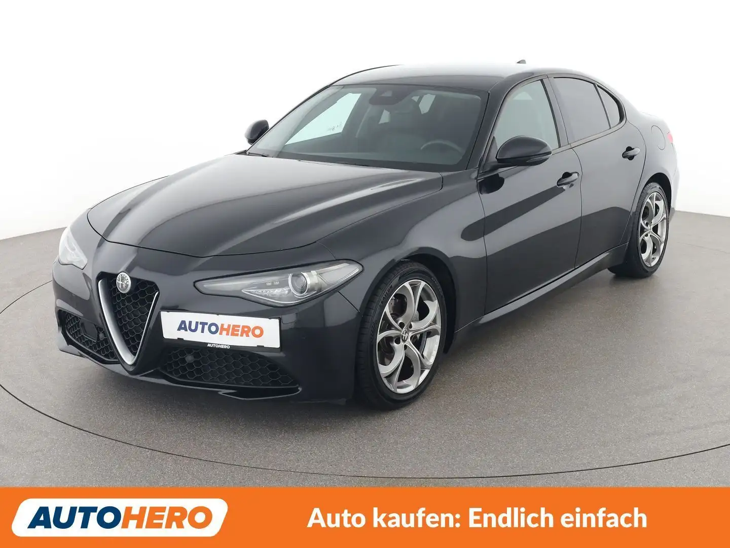 Alfa Romeo Giulia 2.2 JTDM Super Schwarz - 1