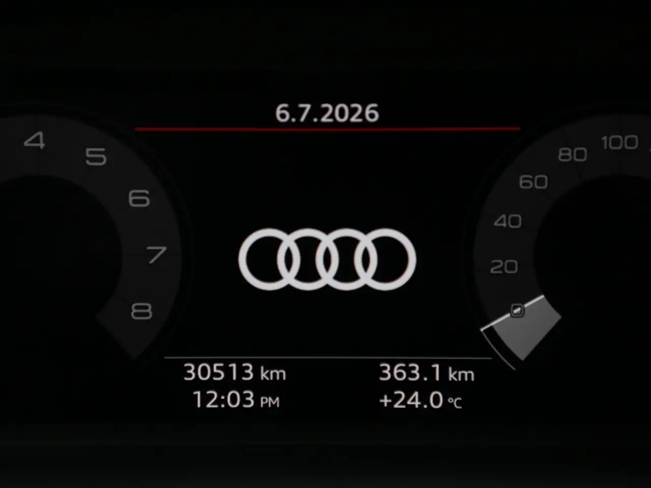 Audi Q3 photo Audi Q3