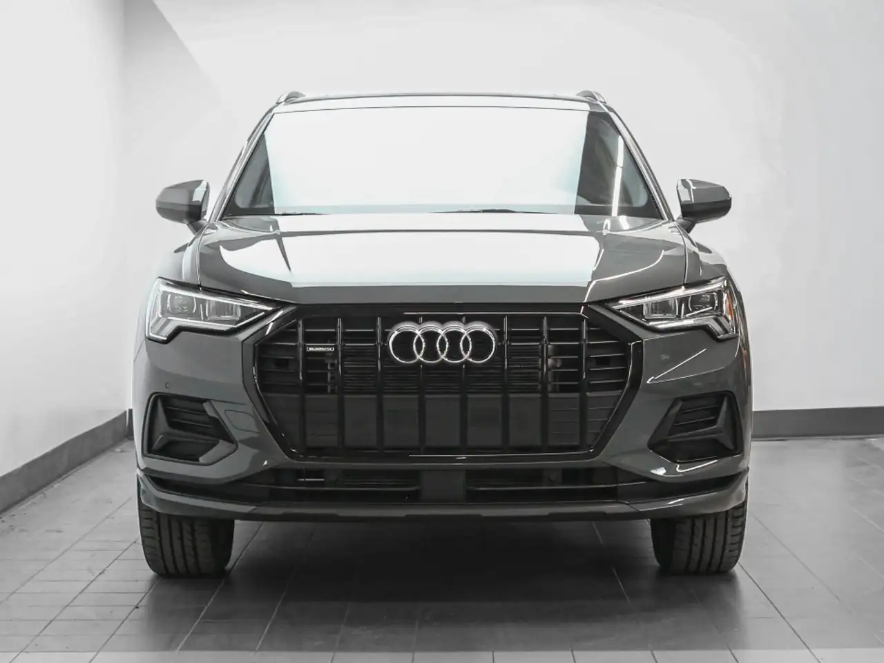 Audi Q3 photo Audi Q3