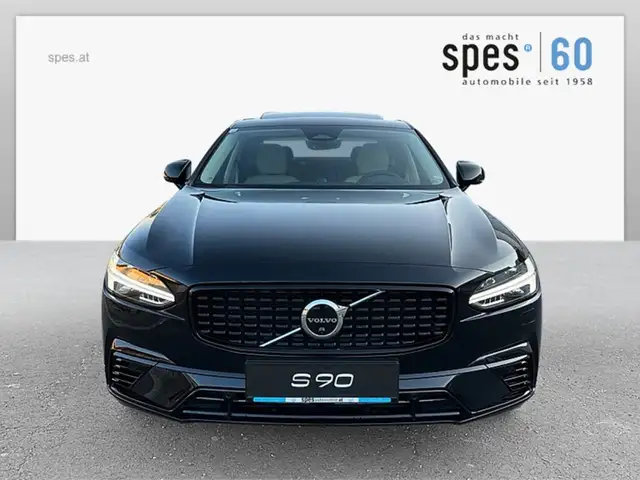 Volvo S90 T8 AWD Ultimate Dark Ansicht 3