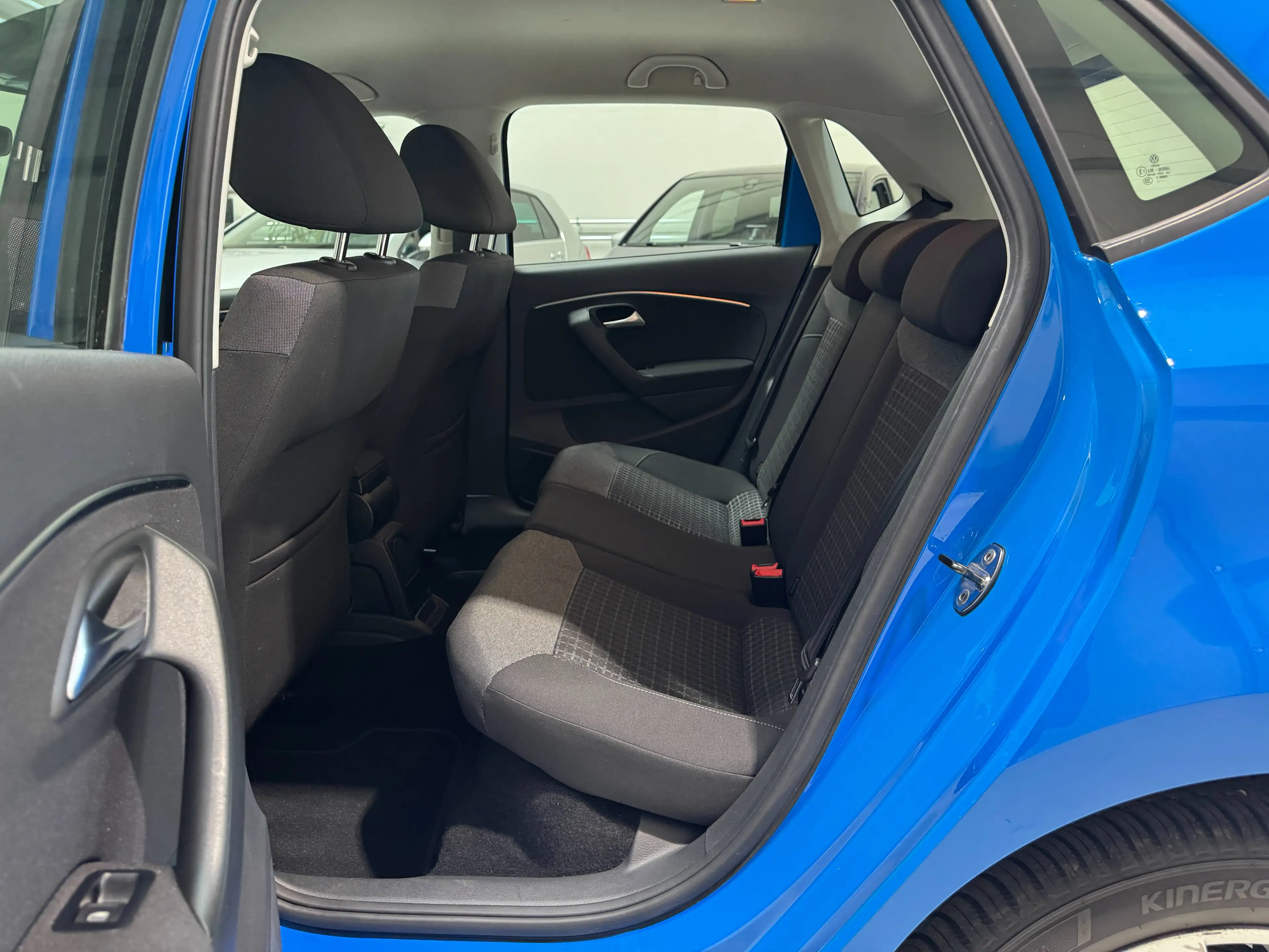 Volkswagen Polo Comfortline BMT 1. Hand Automatik Navi Klima PDC BT PDC — photo 12
