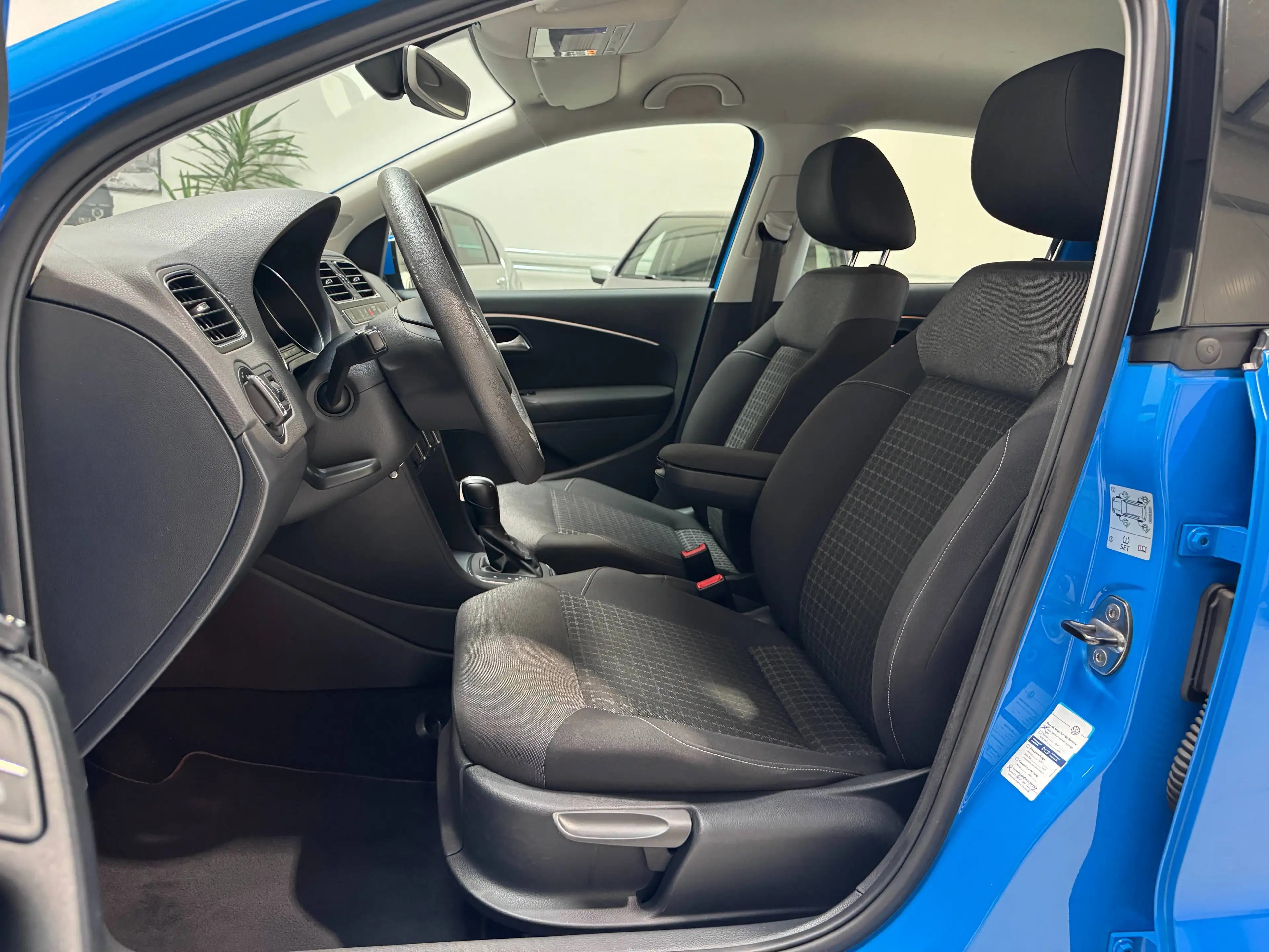 Volkswagen Polo Comfortline BMT 1. Hand Automatik Navi Klima PDC BT PDC — photo 10