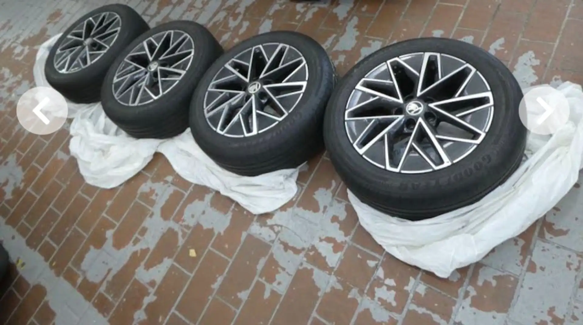 Skoda Octavia Style 2.0 TDI DSG Blau - 1