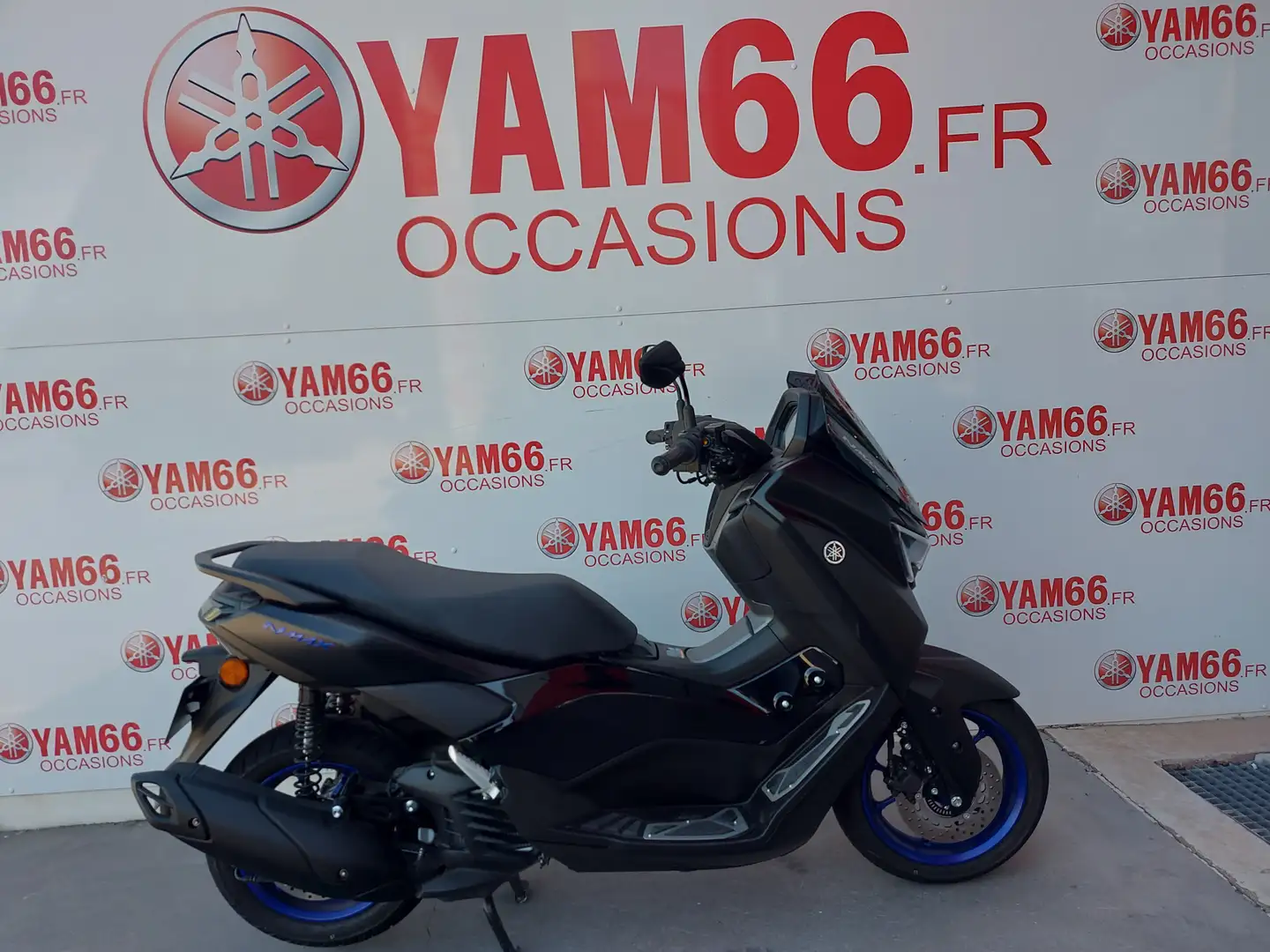 Yamaha NMAX Nero - 1