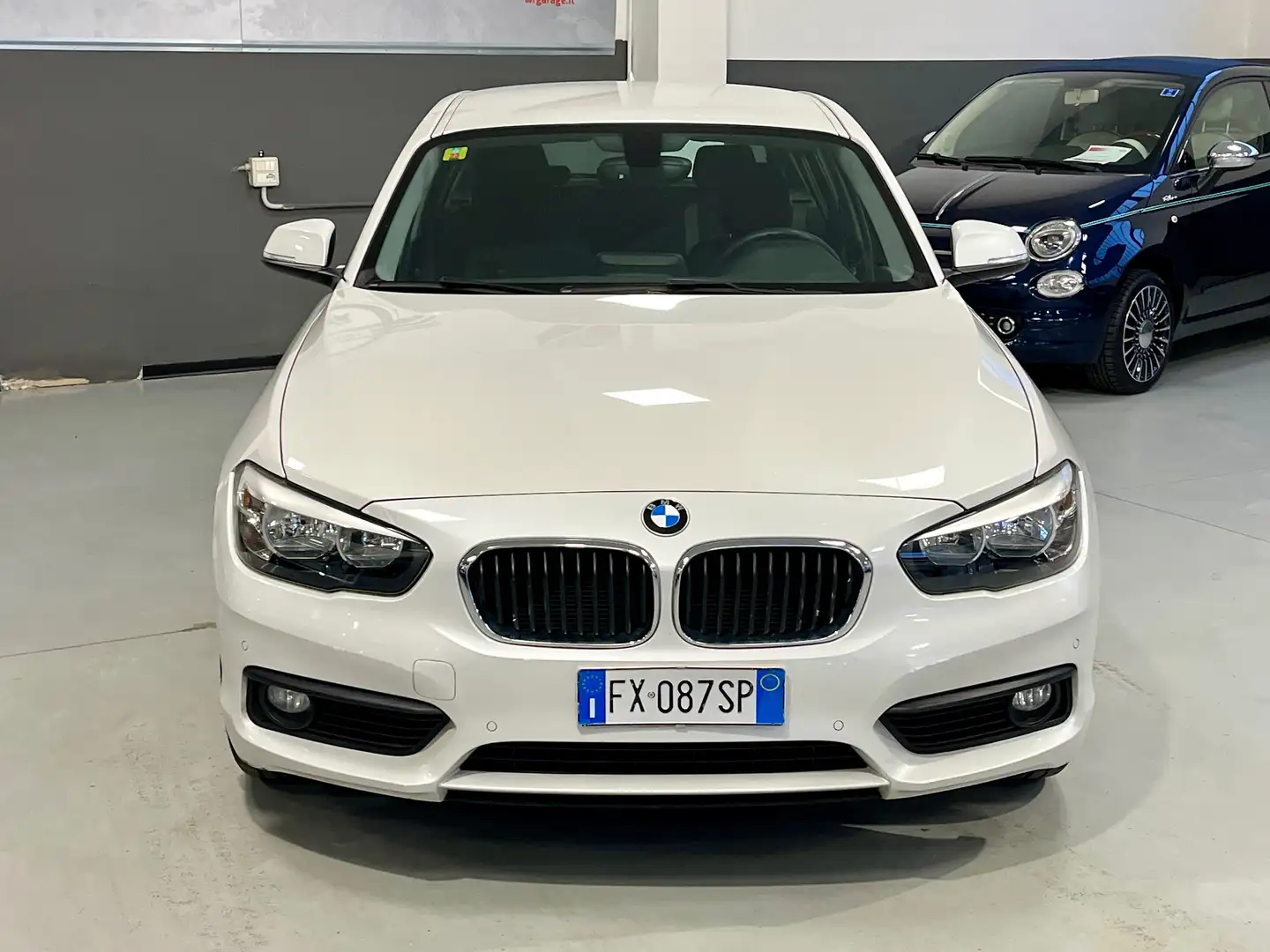 BMW 118 118d 5p Business Bianco - 2