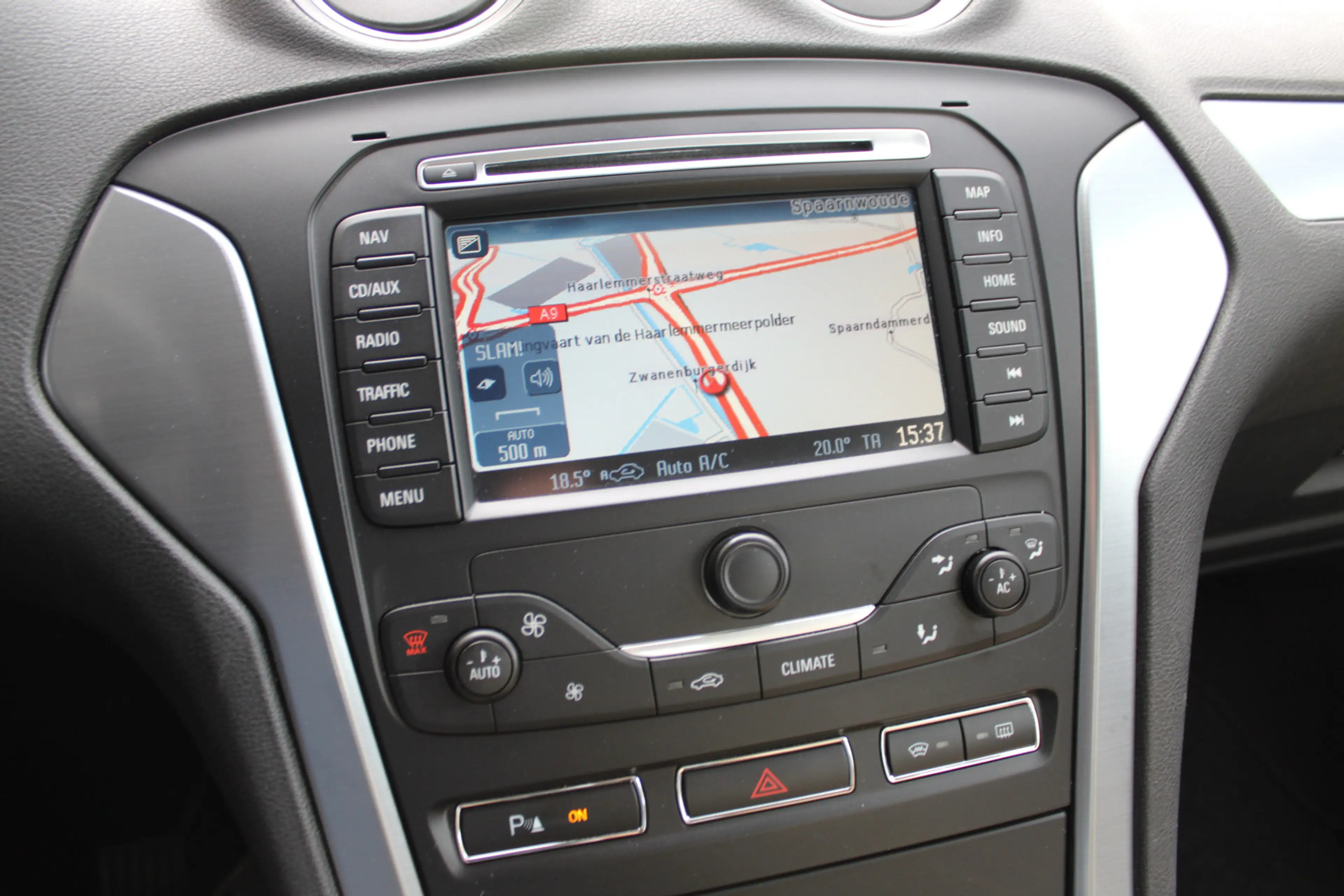 Ford Mondeo 1.6 Ecoboost 161 Pk Titanium HB Dealer Onderhouden — photo 7