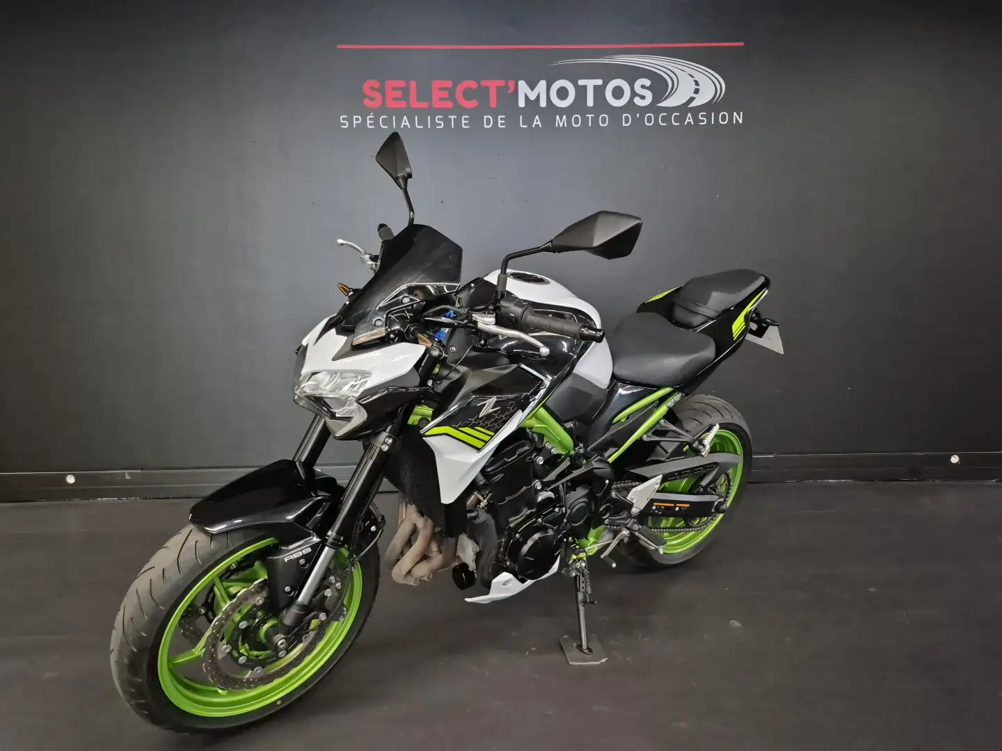 Kawasaki Z 900 Blanco - 2