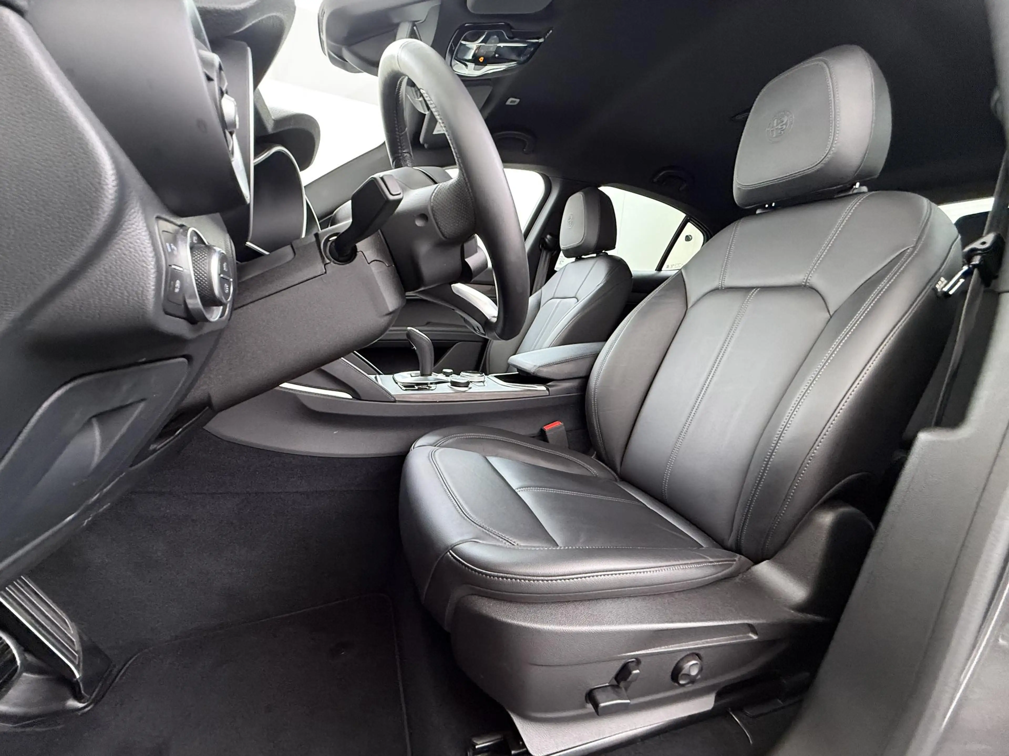 Alfa Romeo Stelvio 2.2 JTD AWD Veloce Automaat | VAN: € 34.900- VOOR: — photo 20