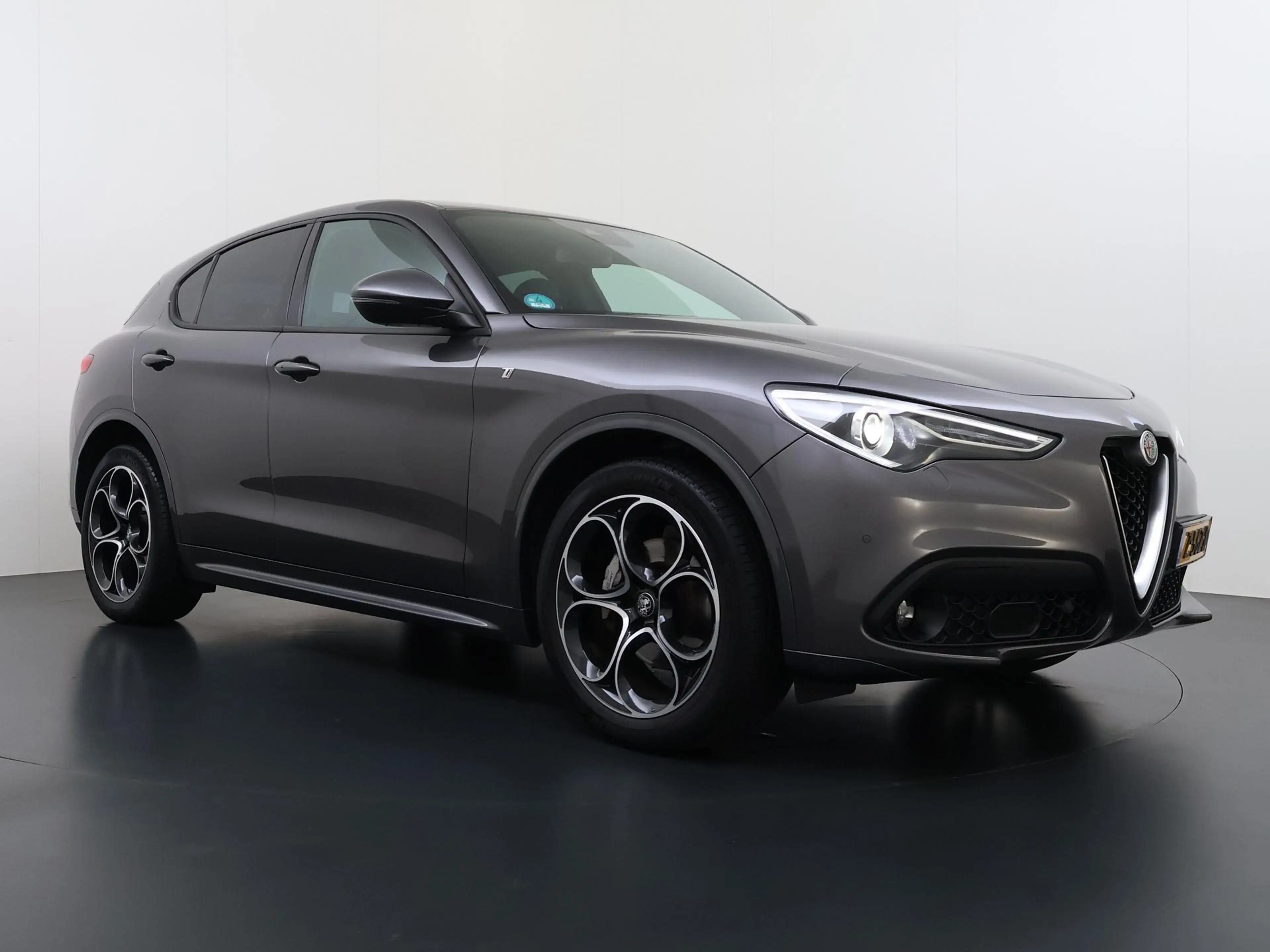 Alfa Romeo Stelvio 2.2 JTD AWD Veloce Automaat | VAN: € 34.900- VOOR: — photo 3