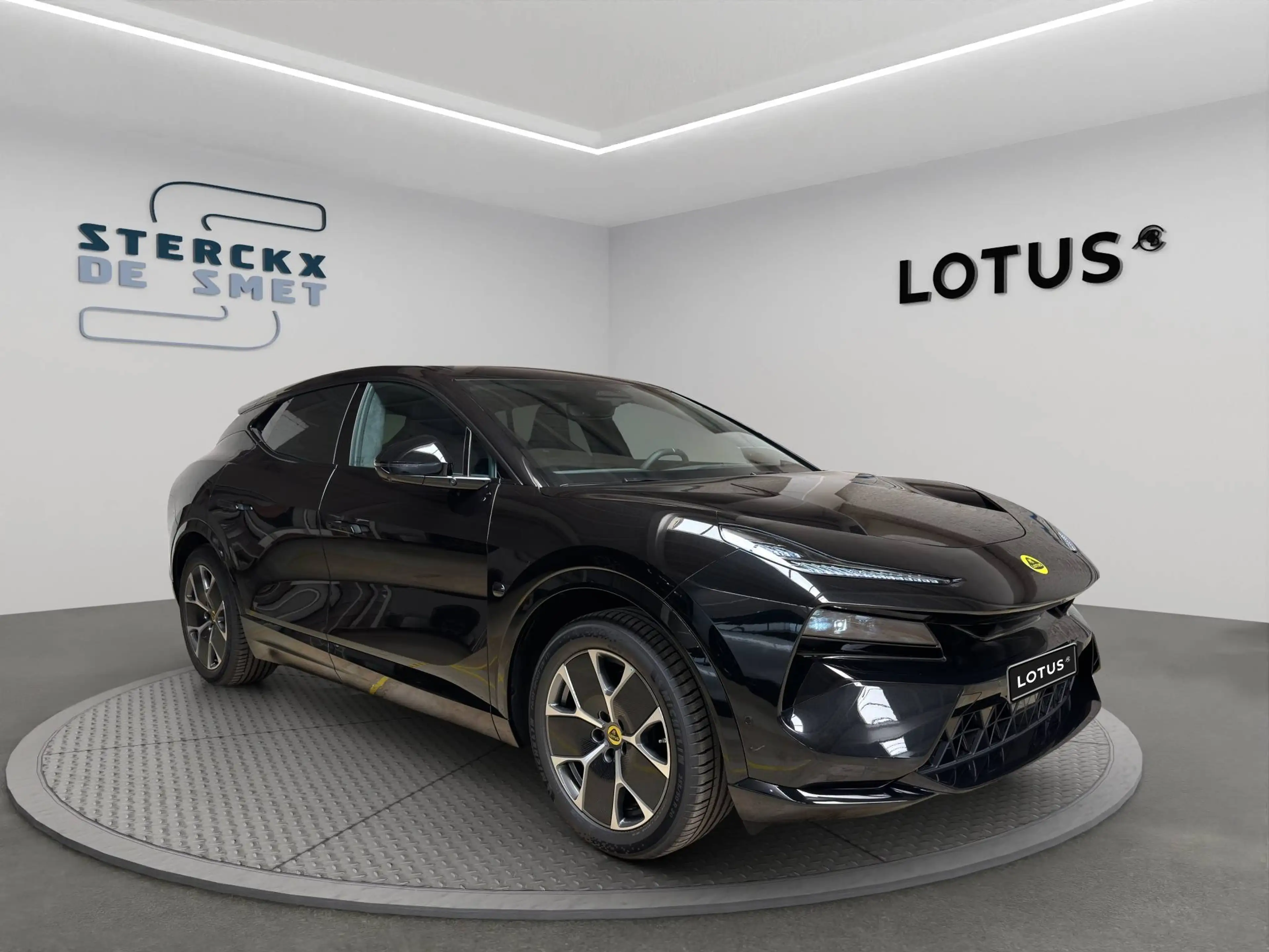Lotus Eletre 600 NEW STOCK — photo 8