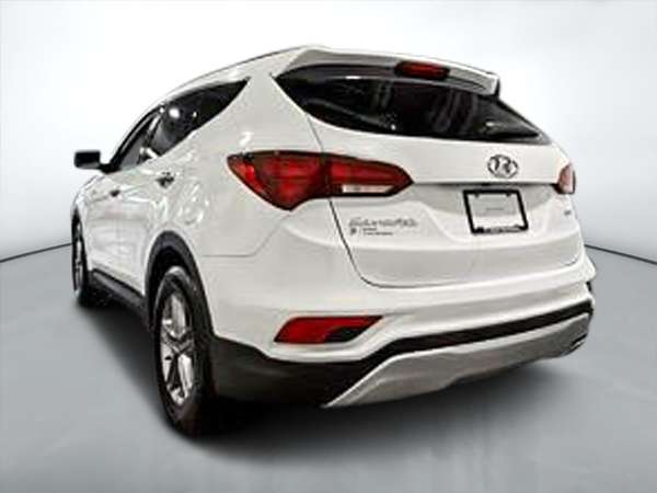2018 Hyundai Santa Fe Base — снимка 1