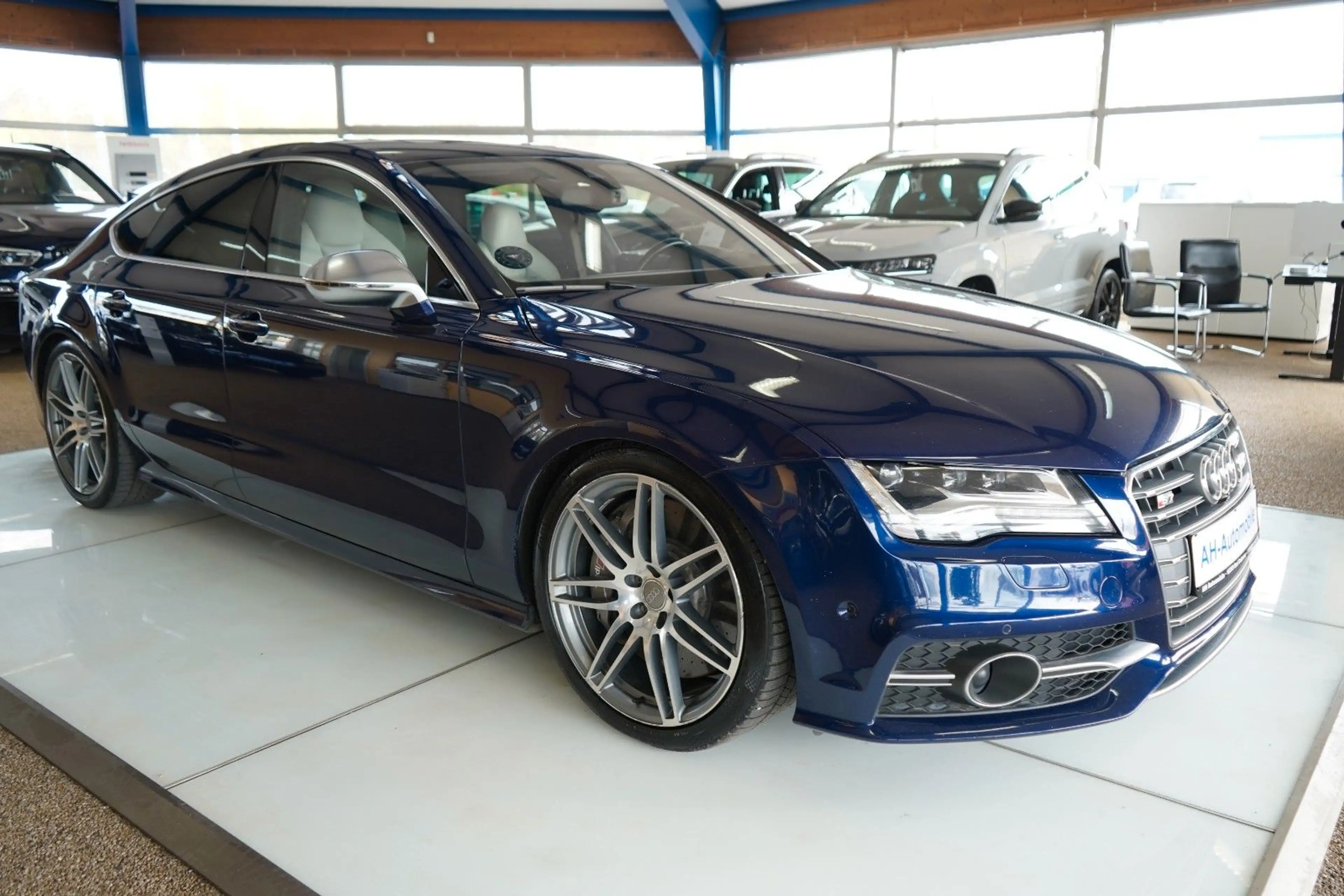 Audi S7 Sportback 4.0 TFSI quattro SOFT-CLOSE / HUD — photo 2