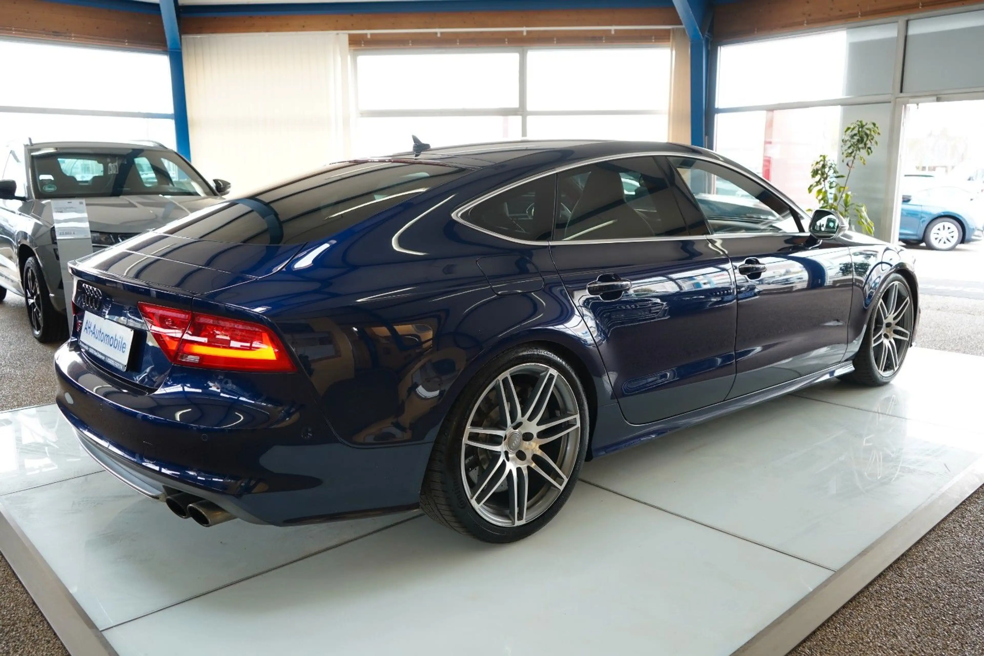 Audi S7 Sportback 4.0 TFSI quattro SOFT-CLOSE / HUD — photo 4