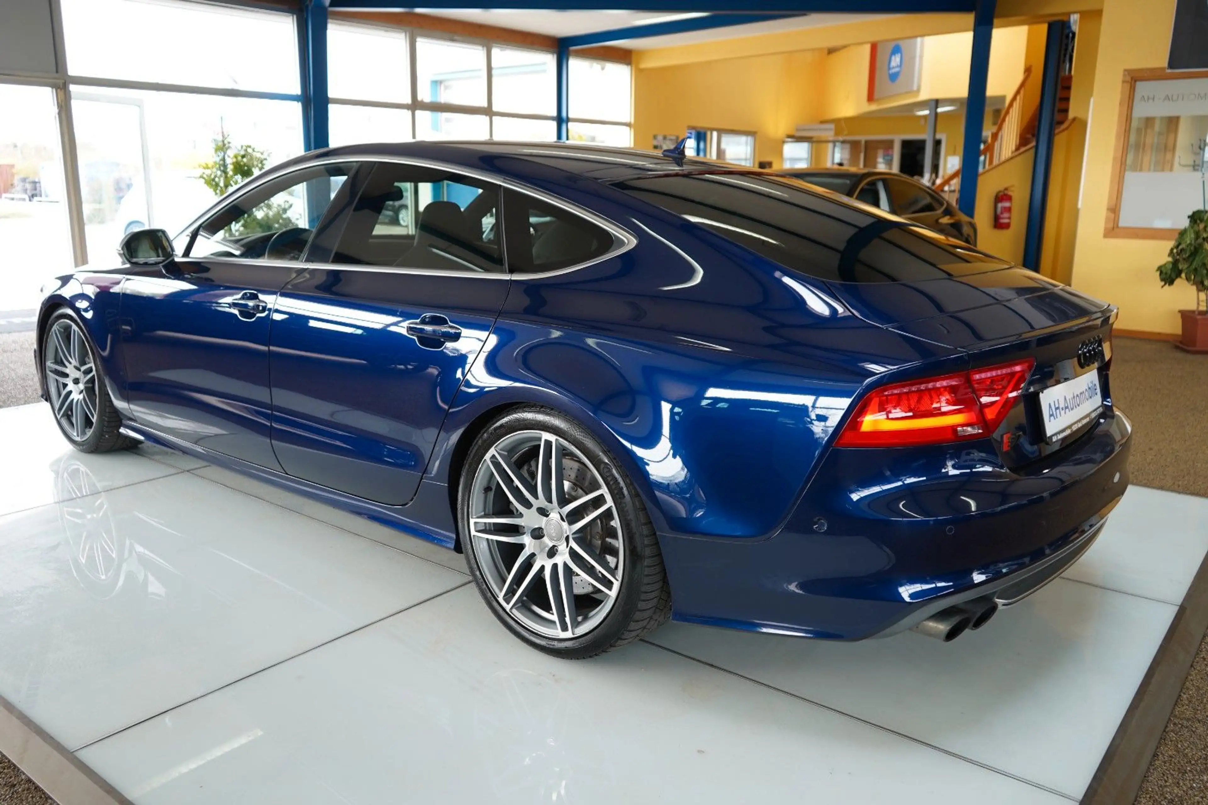 Audi S7 Sportback 4.0 TFSI quattro SOFT-CLOSE / HUD — photo 3