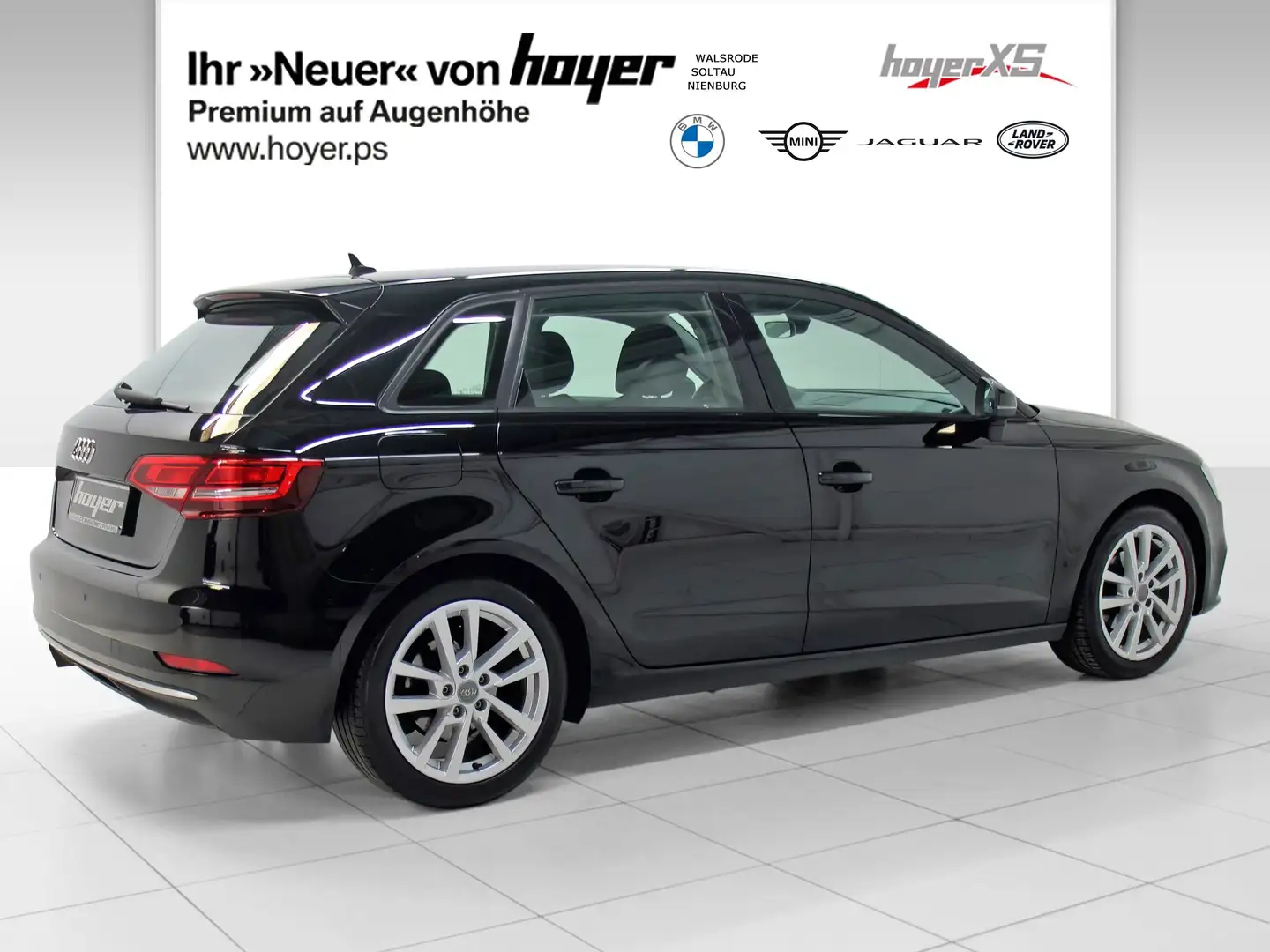 Audi A3 1.0 TFSI Sportback sport Xenon Tempomat PDC Černá - 2