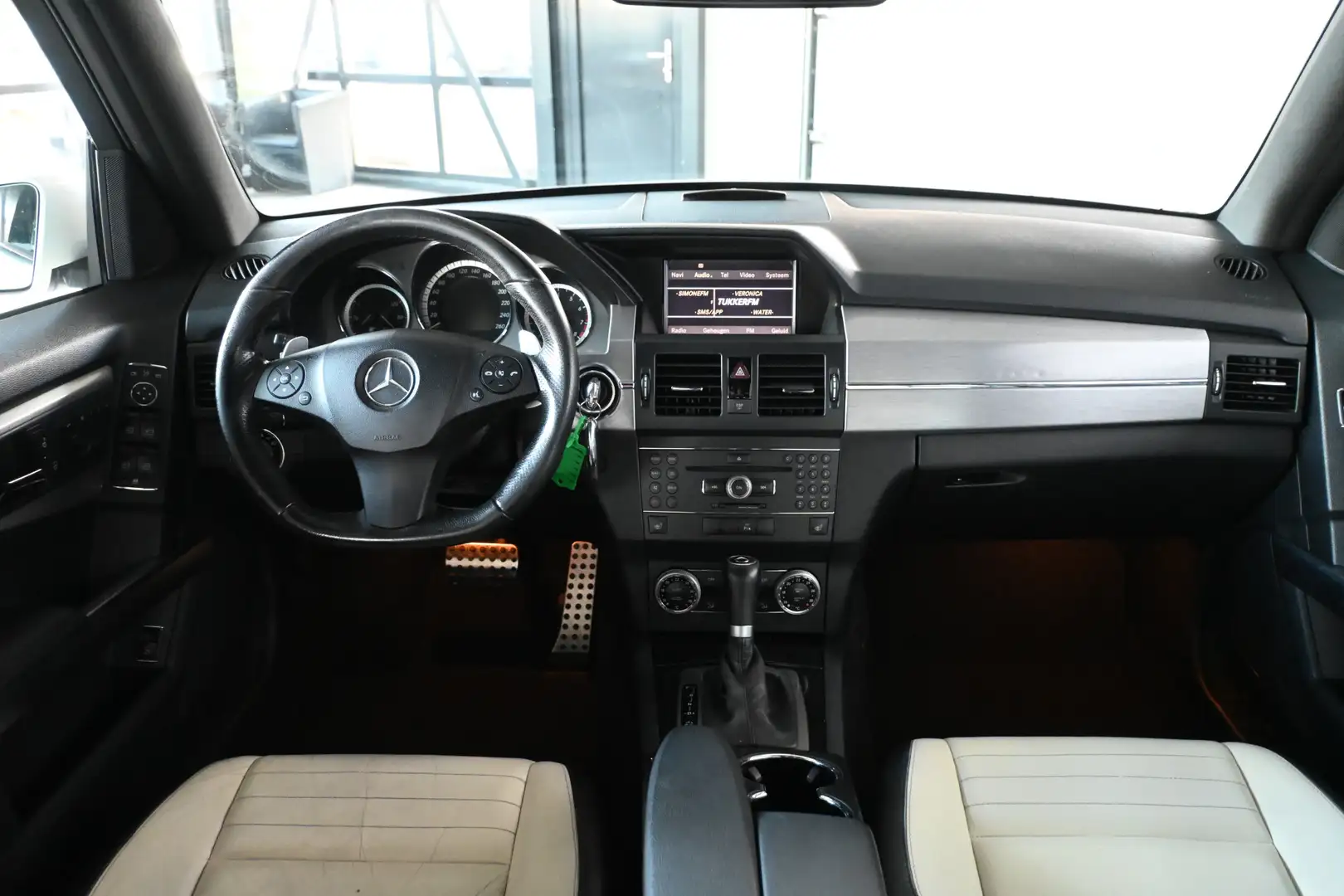 Mercedes-Benz GLK 350 First Edition 4-Matic Automaat Navigatie Leder Rij Alb - 2