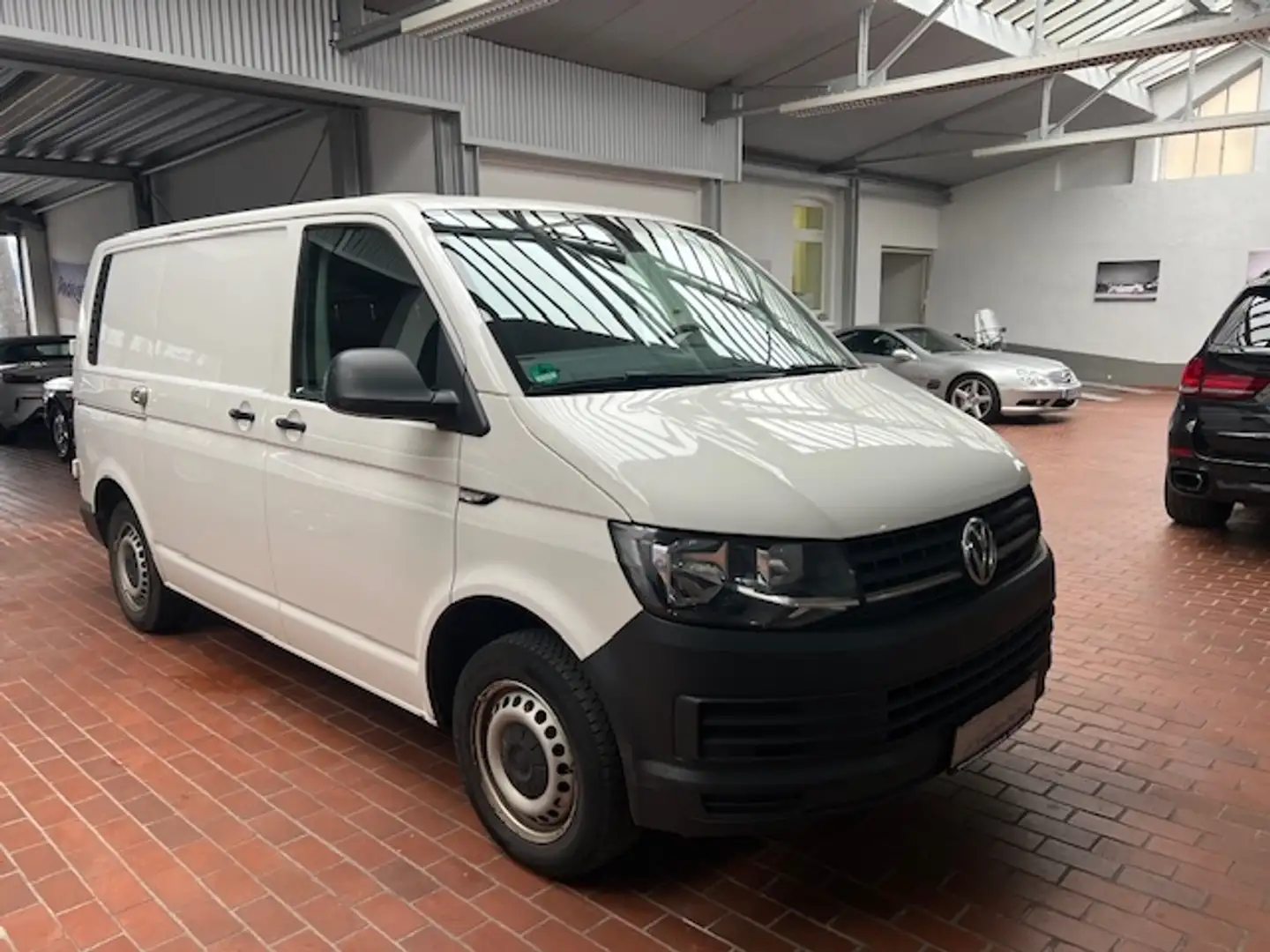 Volkswagen T6 Transporter EcoProfi DSG AHK PDC Werkstattwagen 1.Hd MwSt. aus Weiß - 1